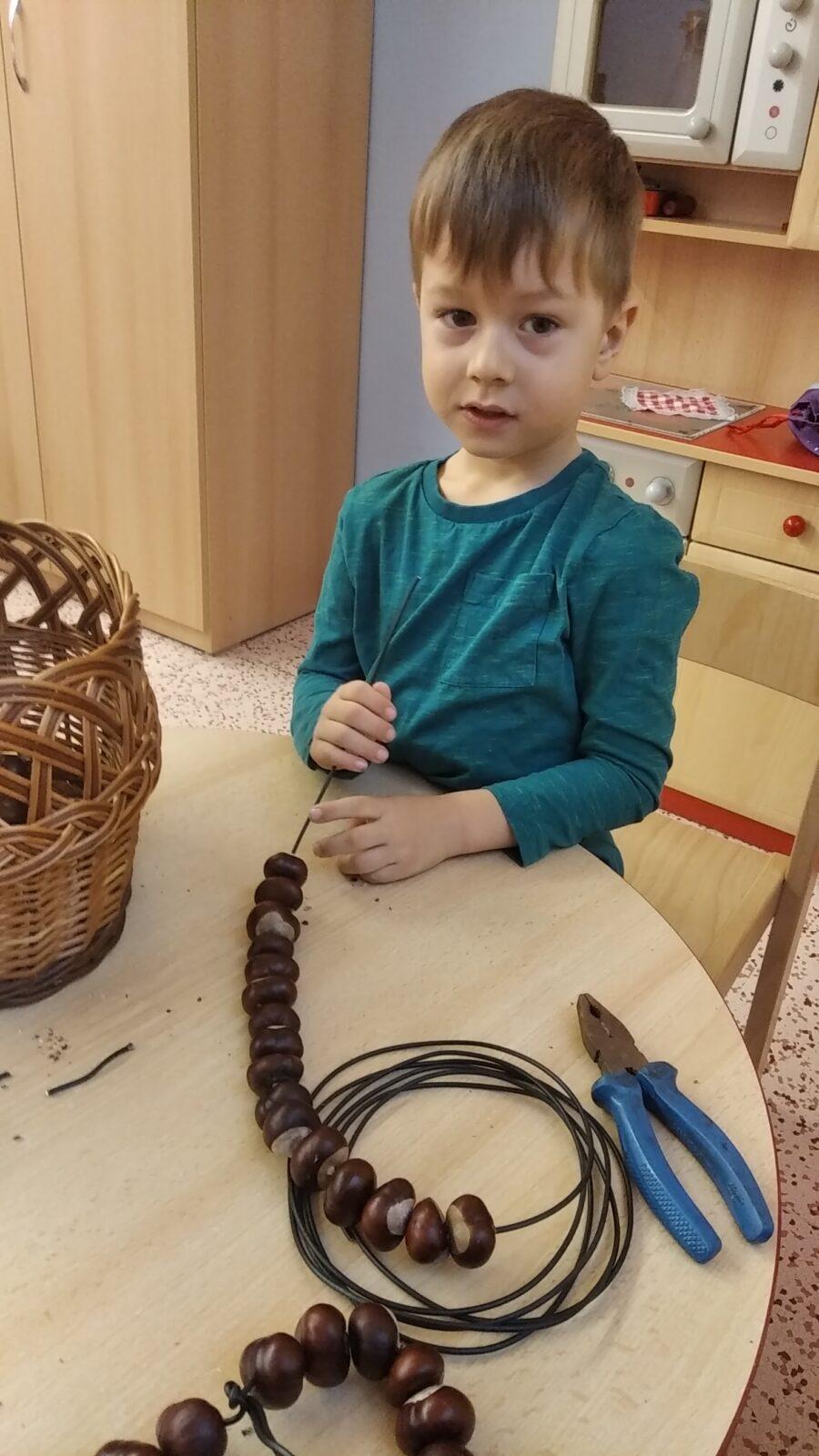 broučci: „tvoříme z přírodnin“ - 27