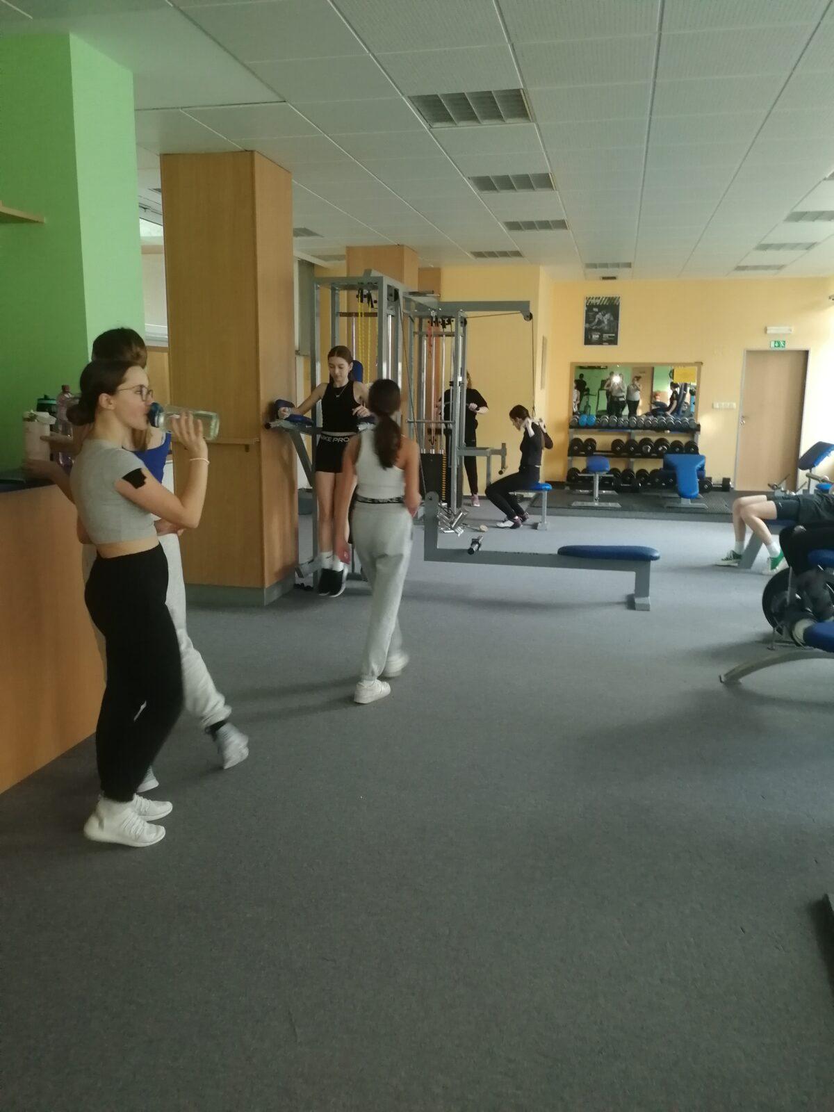 Návštěva posilovny - 2