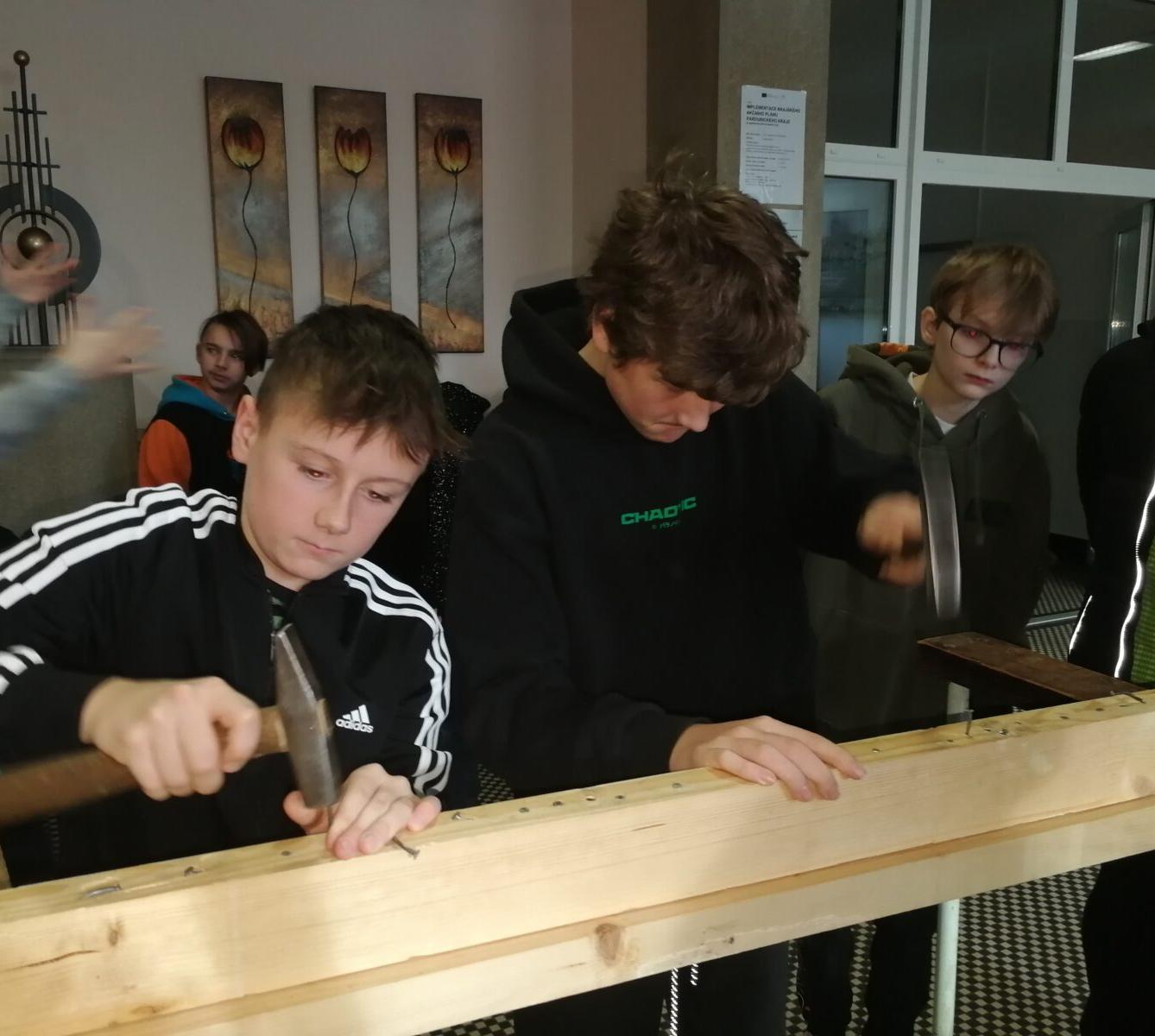 TECHNOhrátky ve Vysokém Mýtě - 8.třídy - 4