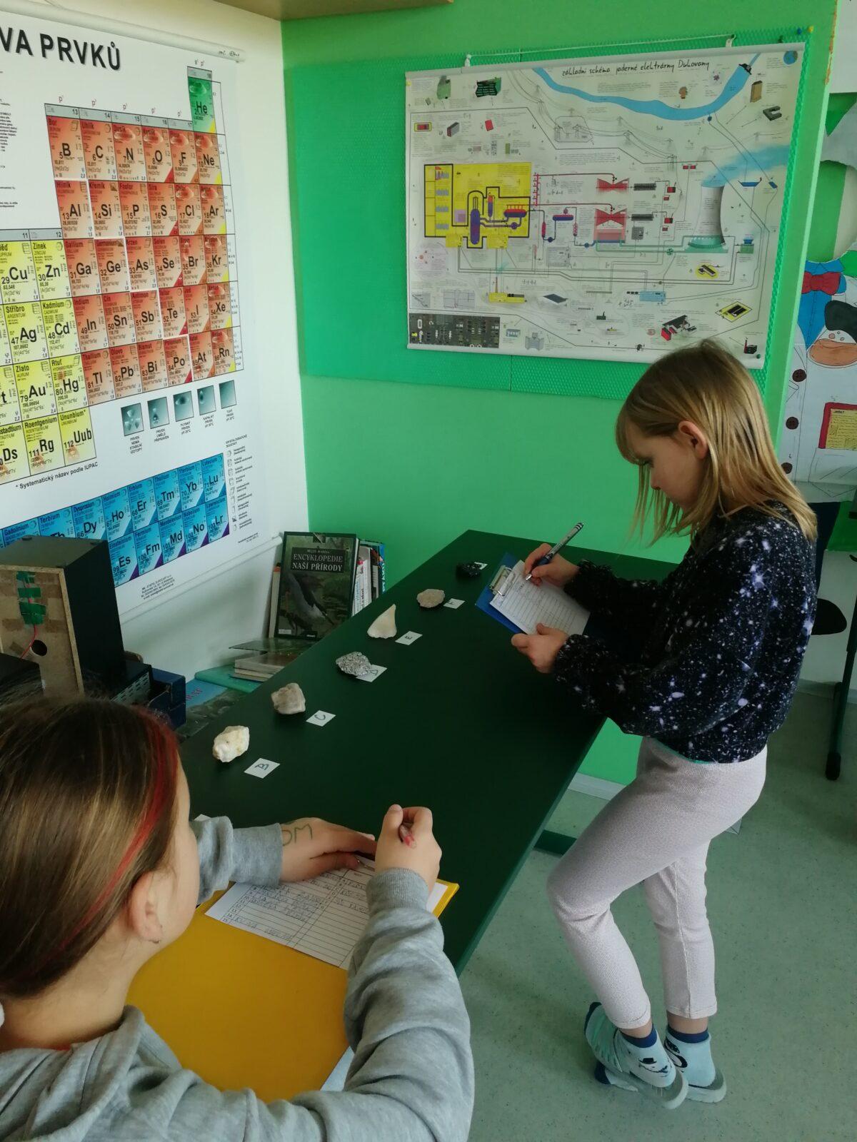 Poznávání přírodnin a minerálů na I.st. - 2