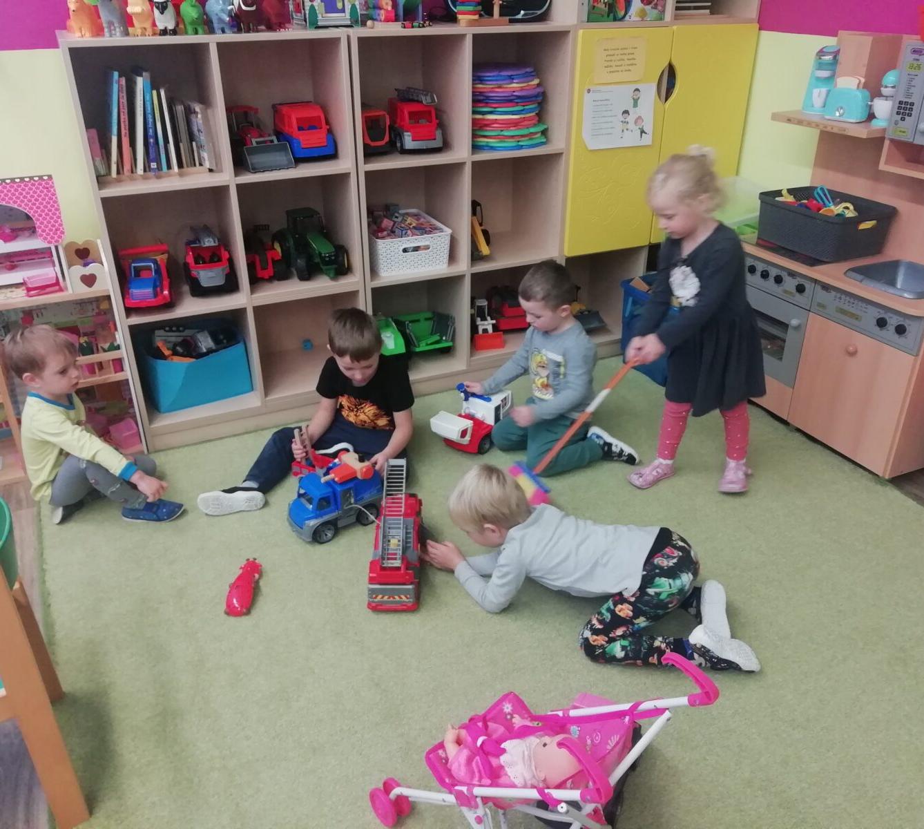 Broučci - zábava s drakem - 14