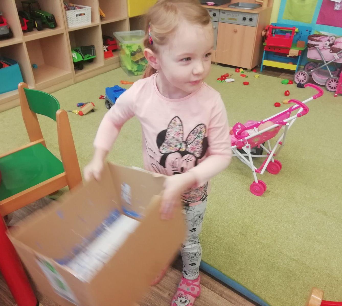 Broučci - zábava s drakem - 16