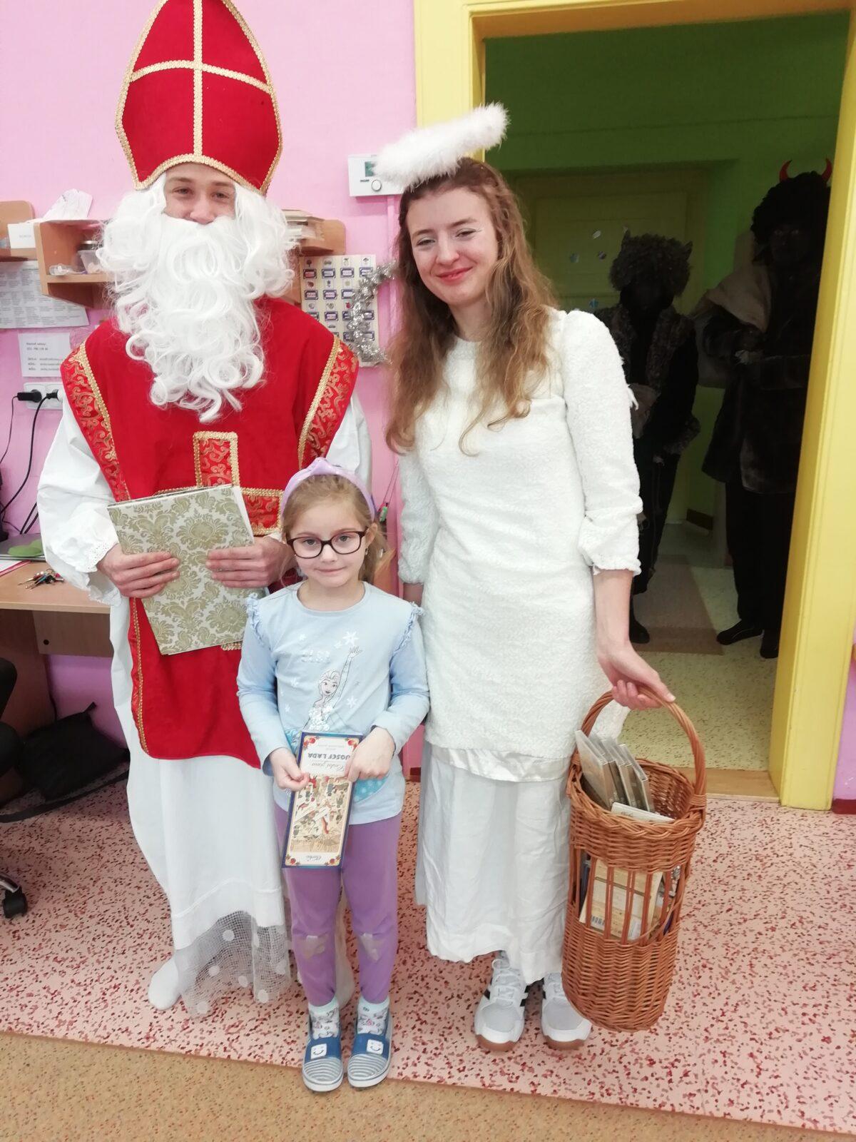 Mikuláš, anděl a čertíci ve školce - 12