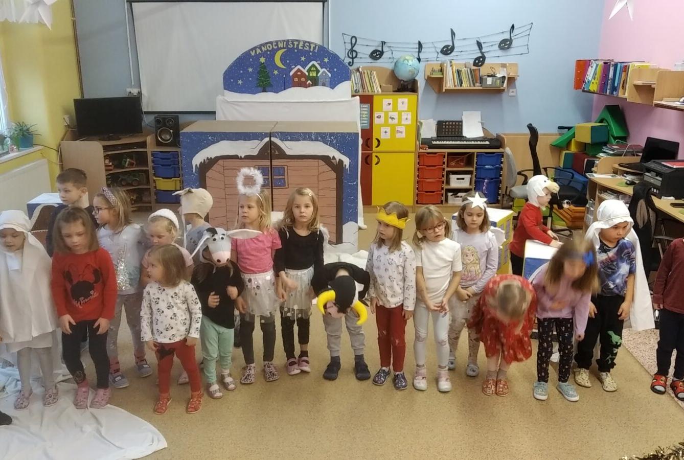 broučci a sovičky: těšíme se na vánoce, nadílka - 14