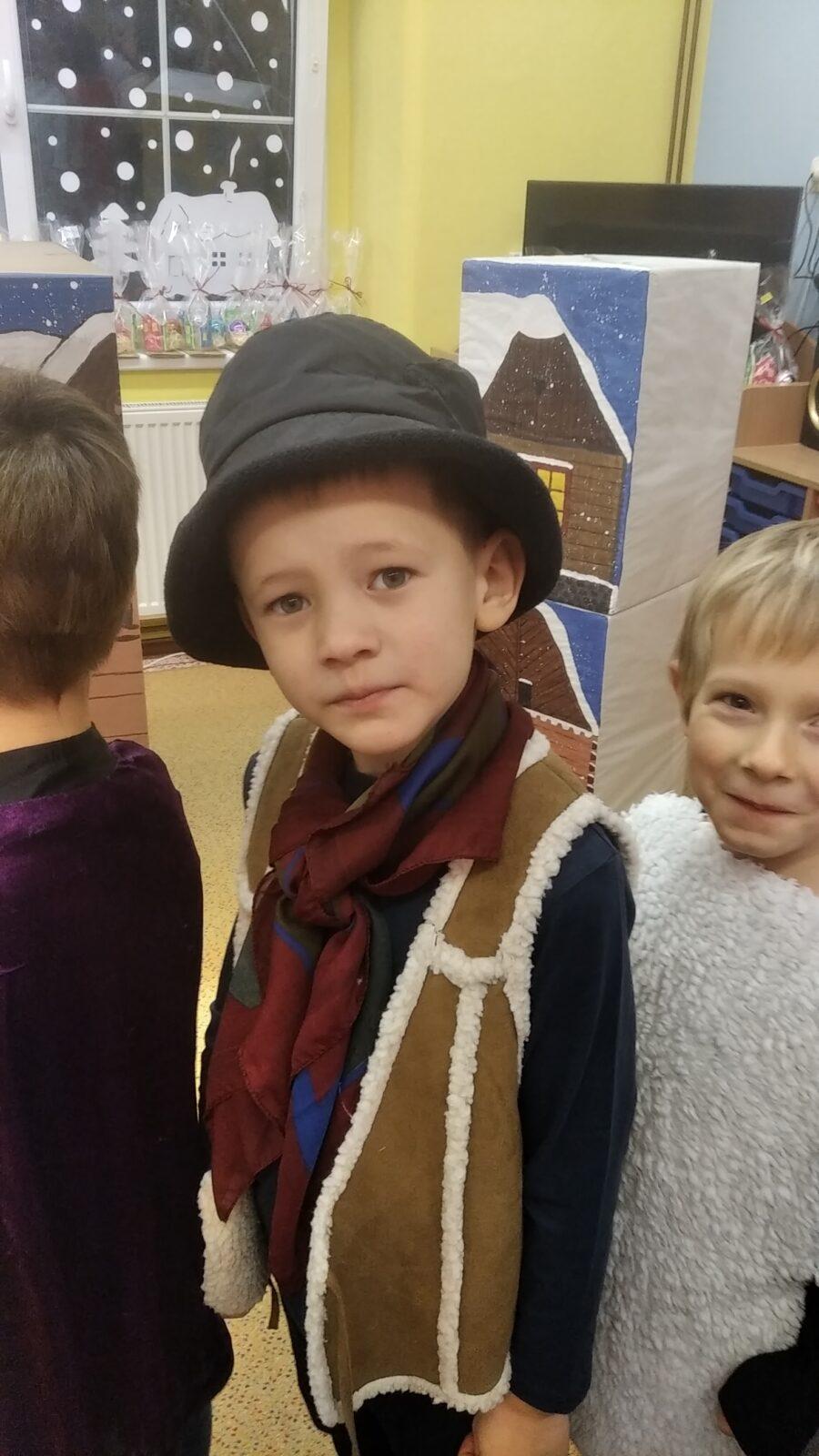 broučci a sovičky: těšíme se na vánoce, nadílka - 19