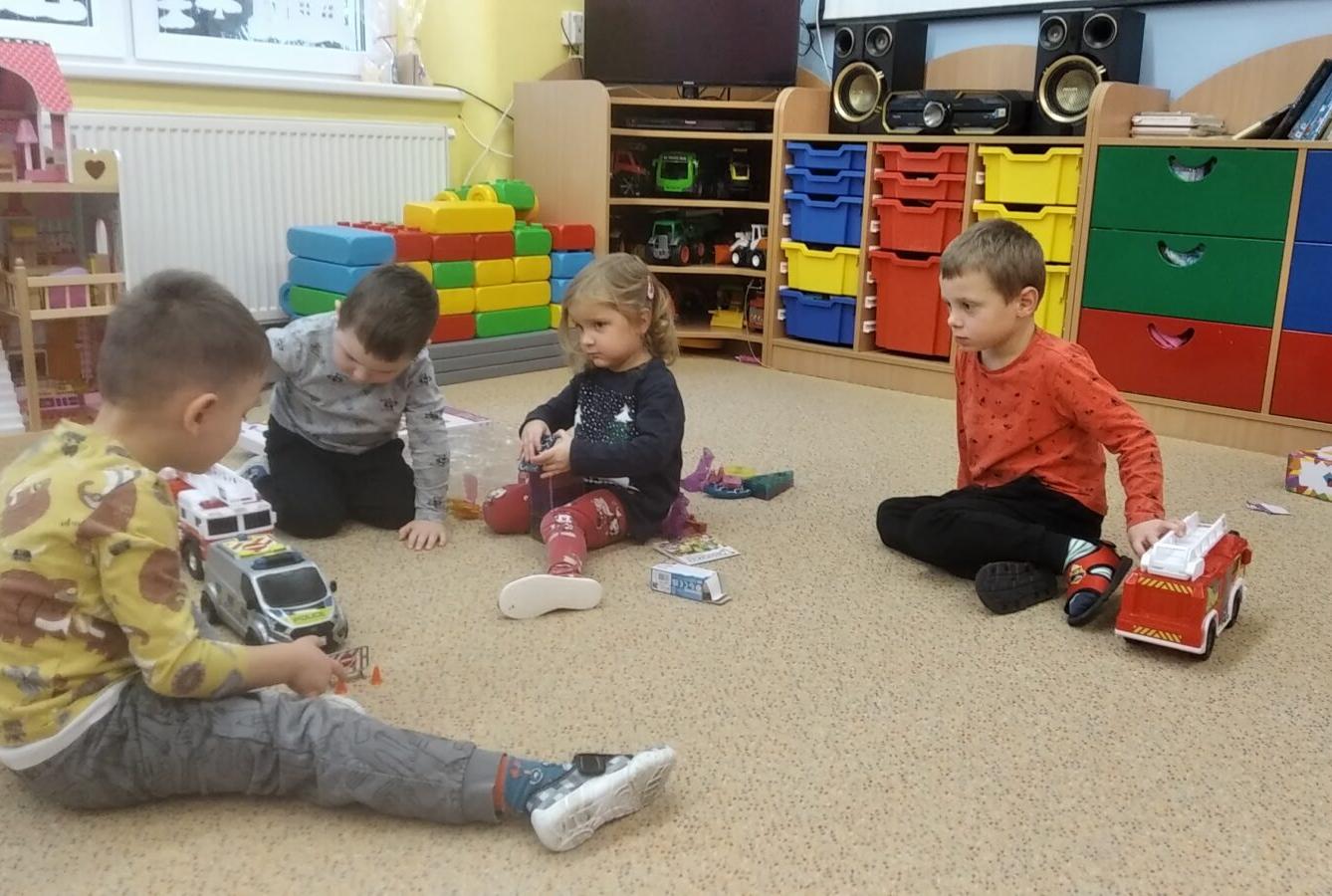 broučci a sovičky: těšíme se na vánoce, nadílka - 44