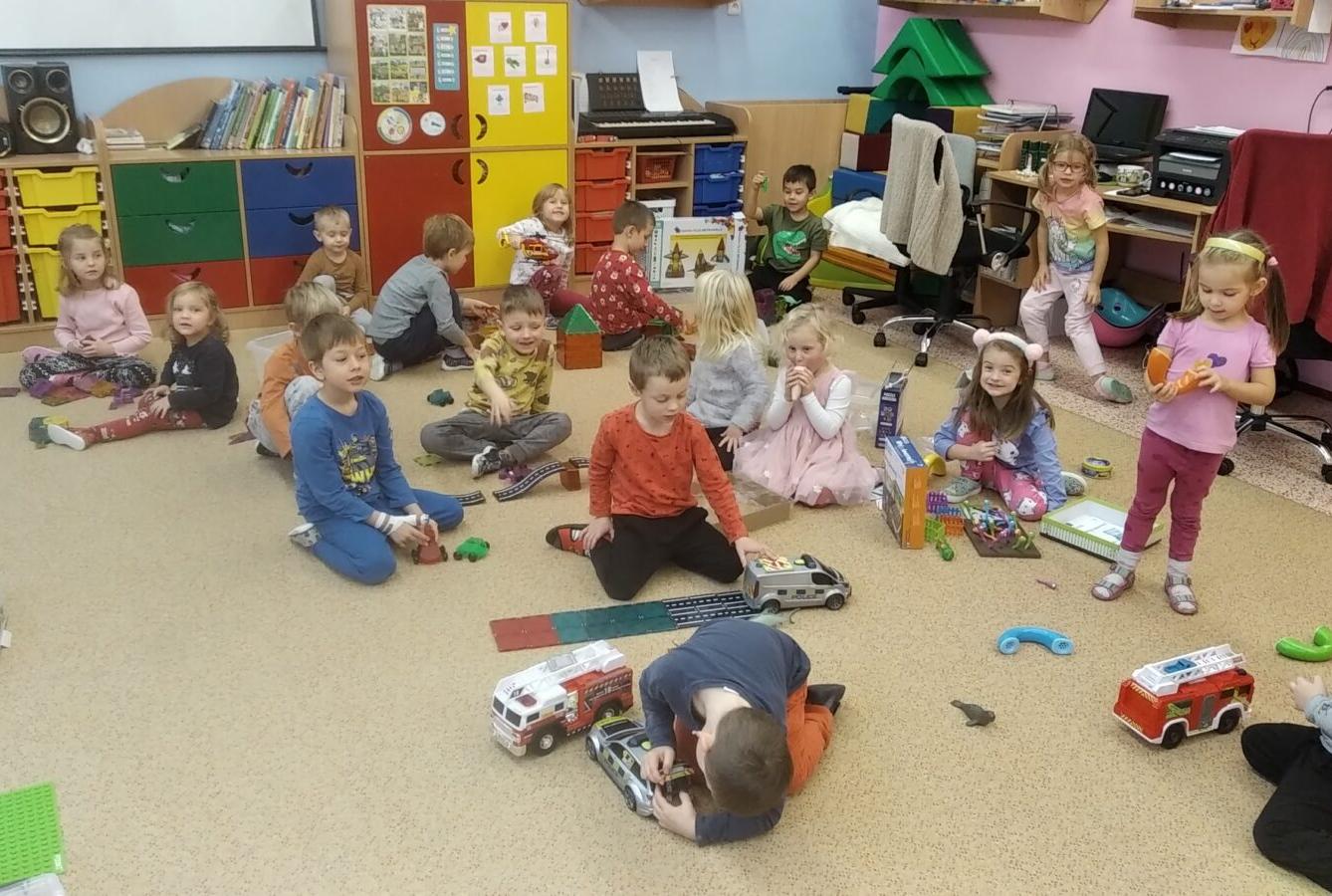 broučci a sovičky: těšíme se na vánoce, nadílka - 46