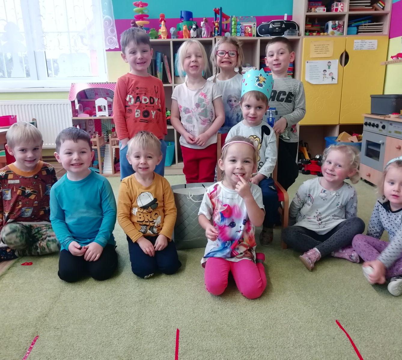 Broučci: Miki měl narozeniny - 3