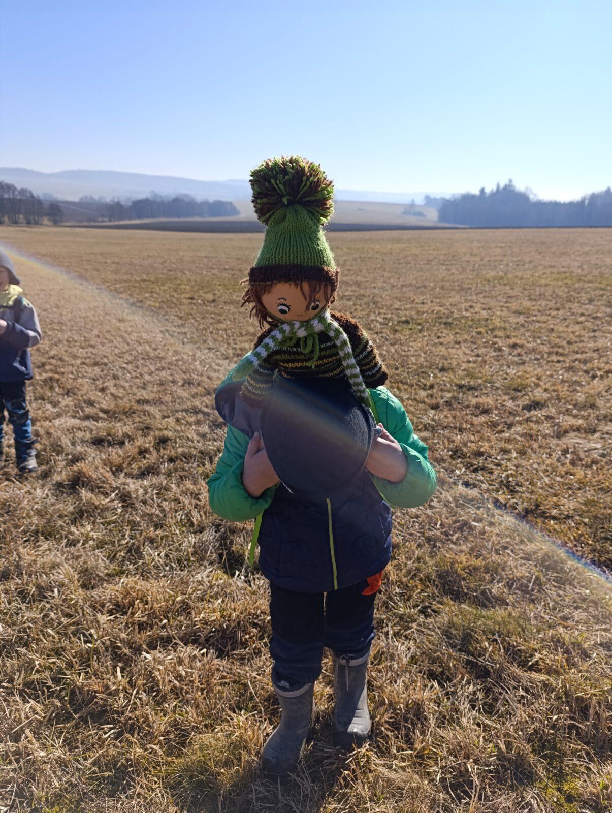 broučci a sovičky: „cestou necestou...“ - 1