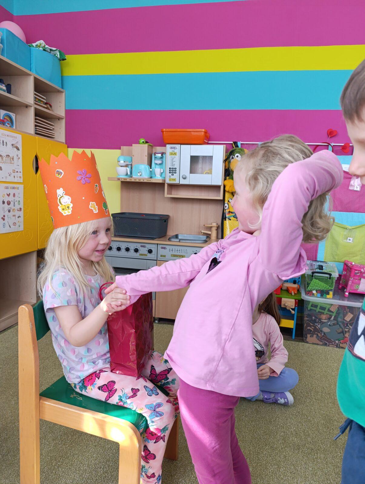 slavíme: Ivetka měla narozeniny - 8