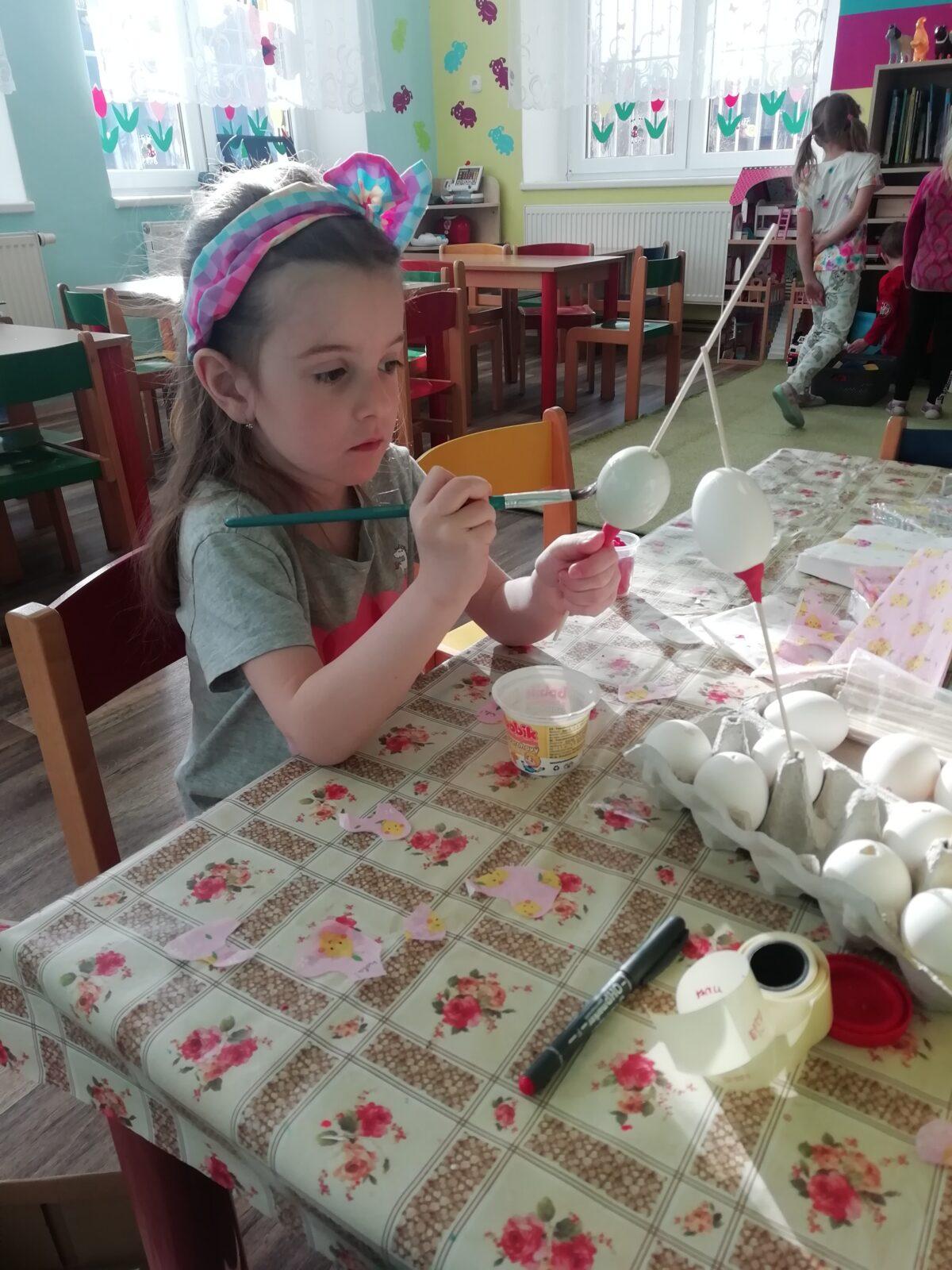 Broučci - Malované vajíčko - 12