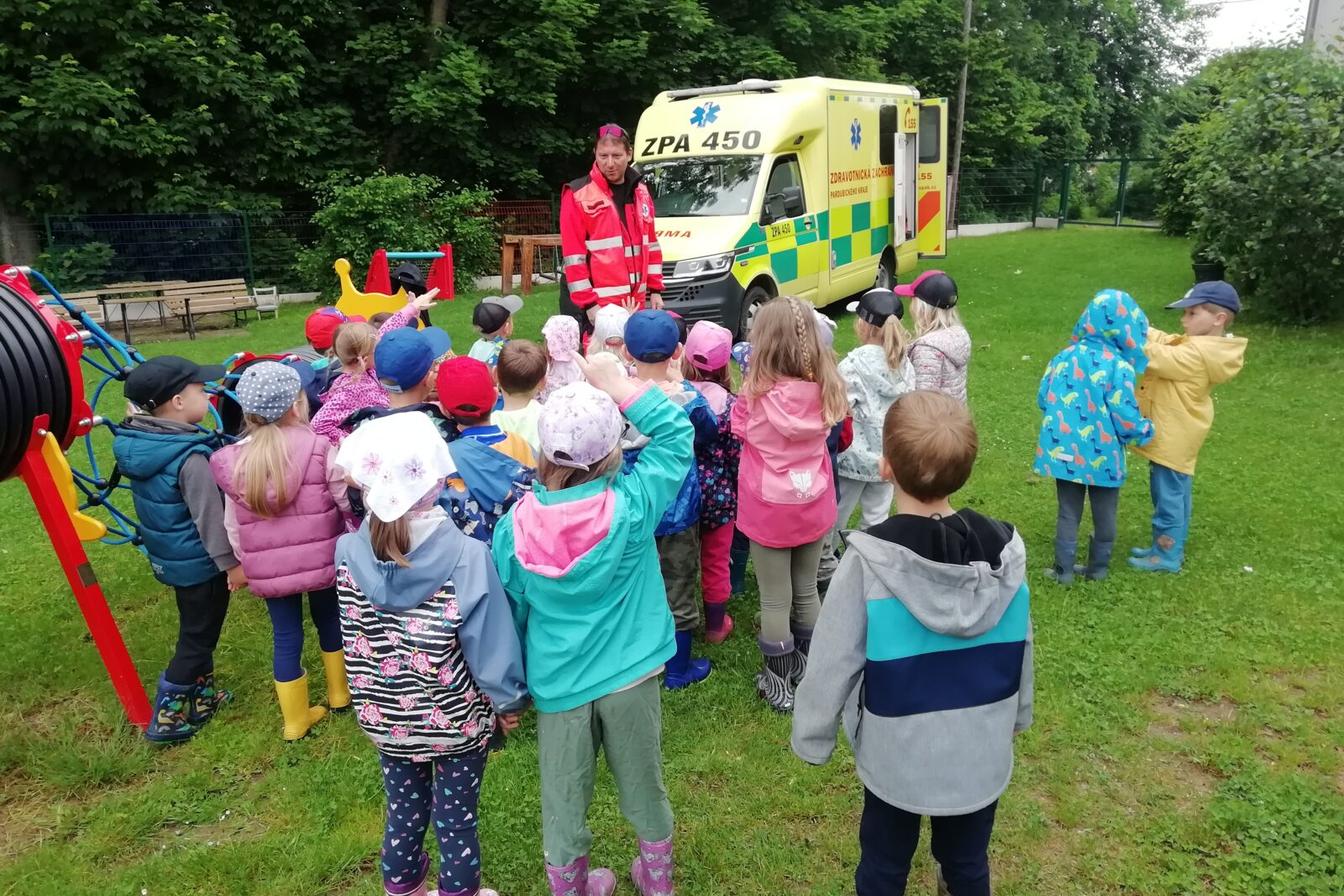 PŘEKVAPENÍ PRO DĚTI - ZÁCHRANKA