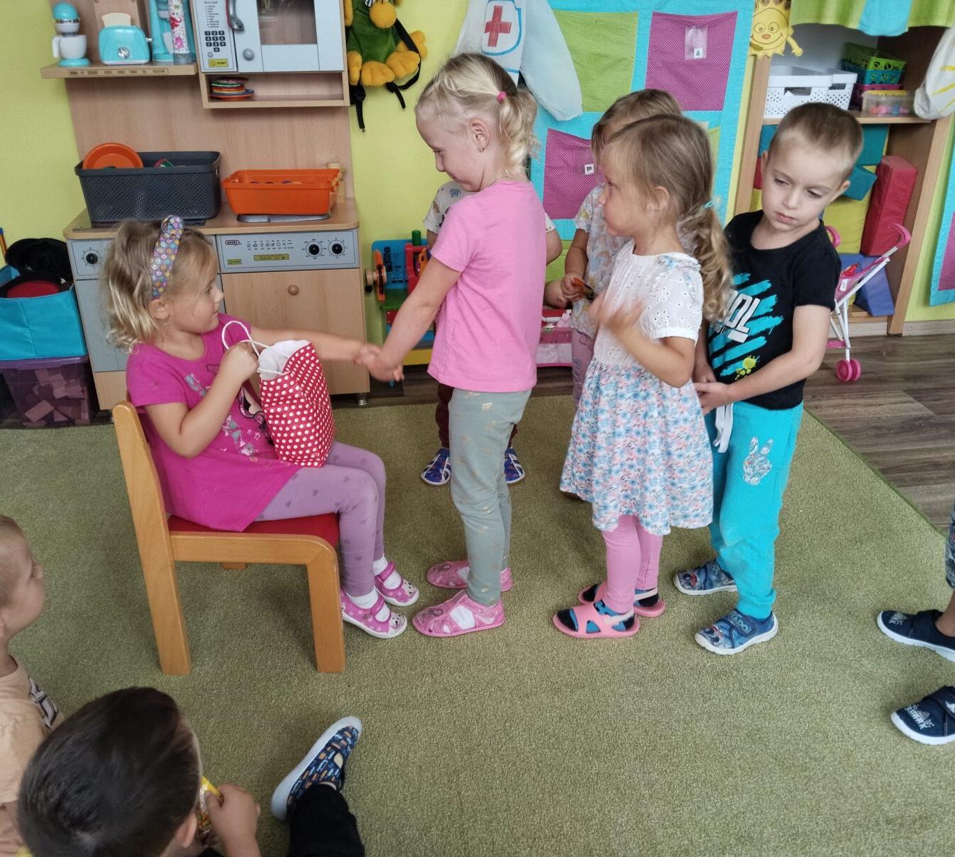 BROUČCI - HURÁ DO ŠKOLKY - 35