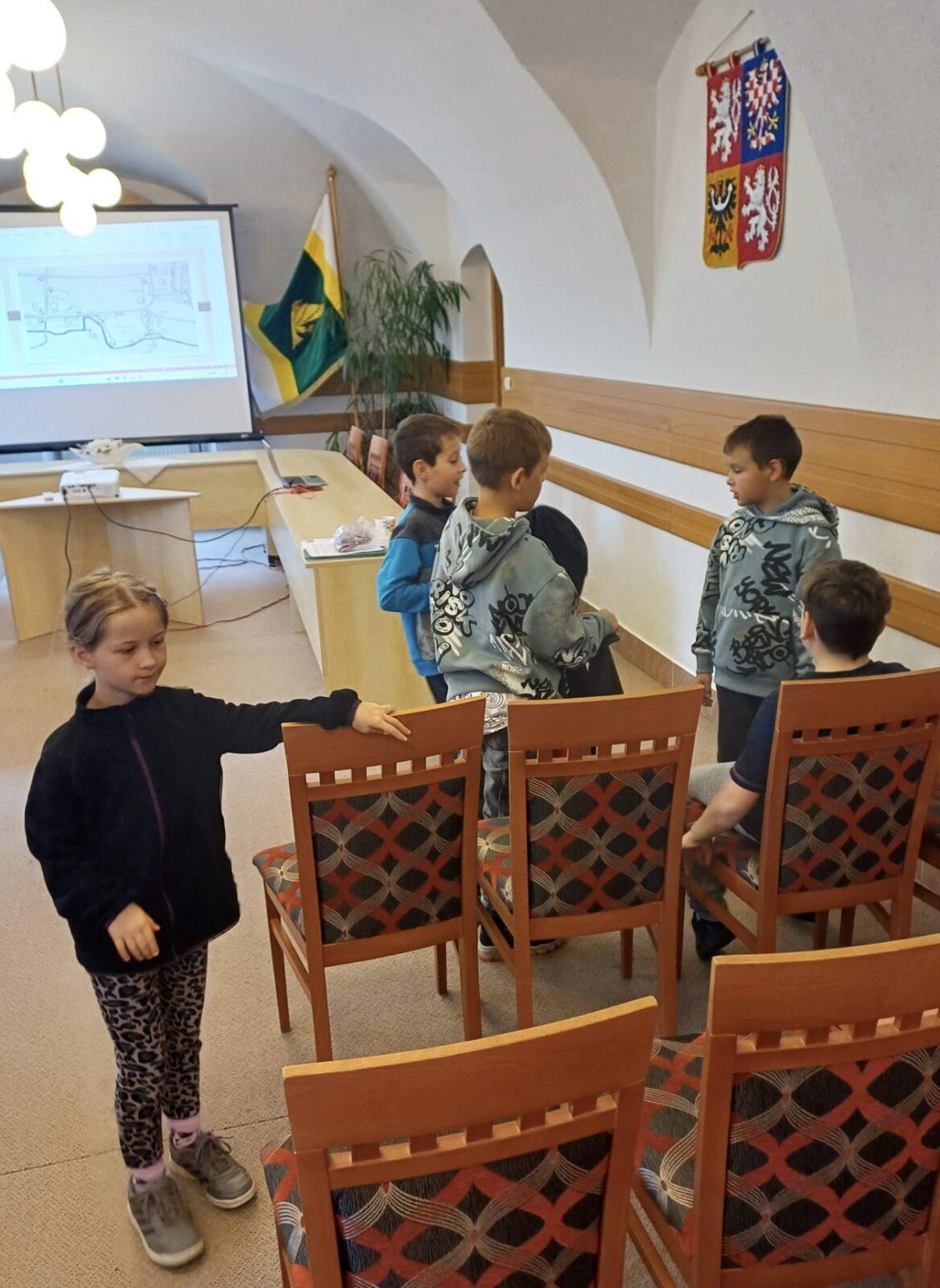 10. 10. - Žáci I. stupně v knihovně - 9