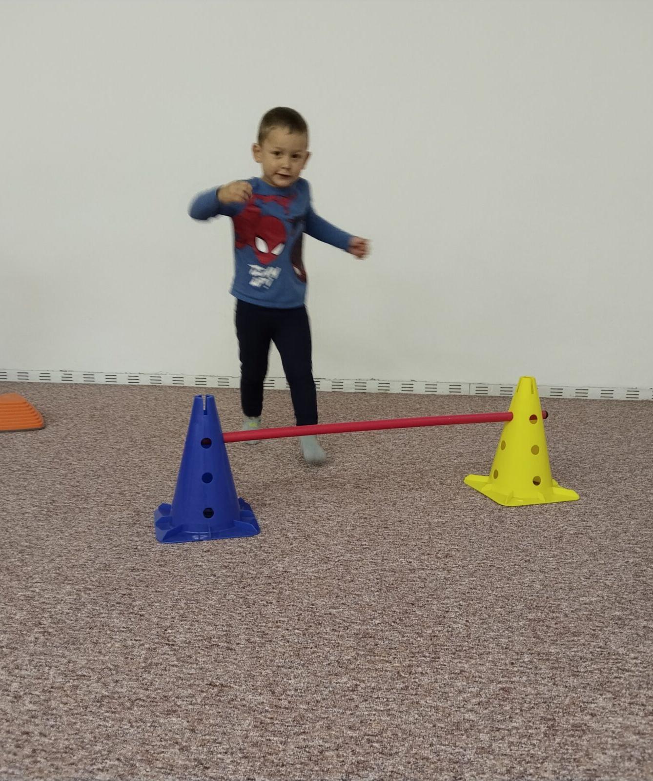 BROUČCI - VŮNĚ JABLÍČKA - 36