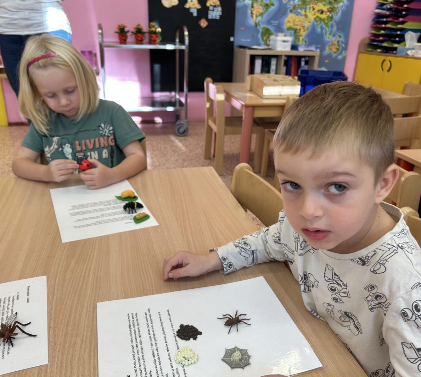 VZDĚLÁVACÍ PROGRAM - USPÁVÁNÍ BROUČKŮ - 13