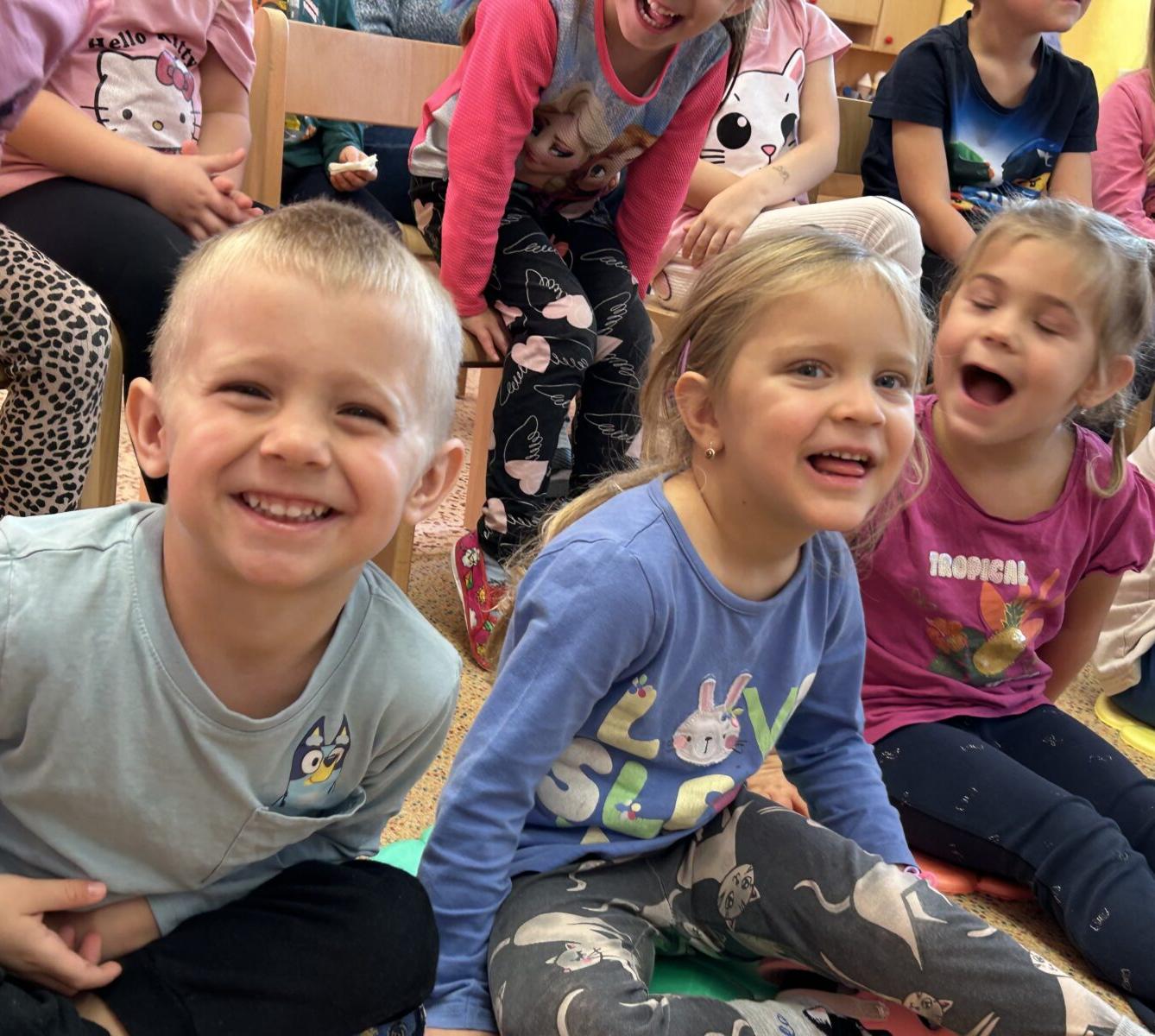 PŘIJEL K NÁM KOUZELNÍK - 6