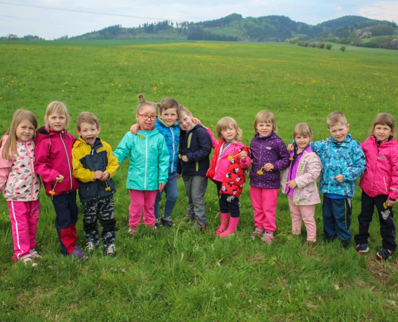 broučci:přípravy na den matek - 48