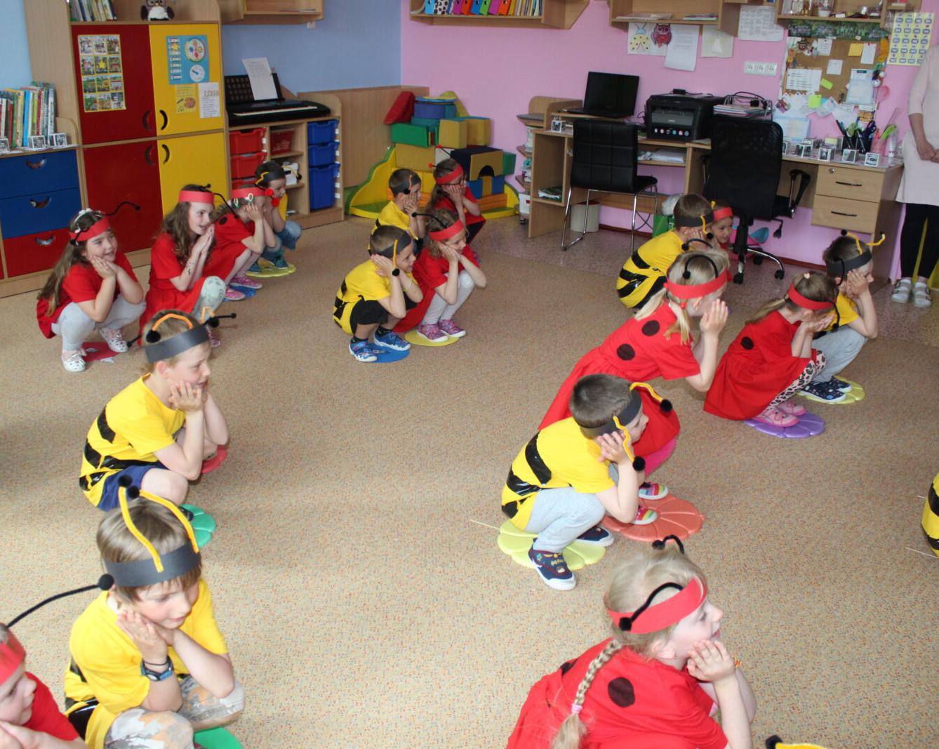 broučci a sovičky:besídka pro maminky - 1