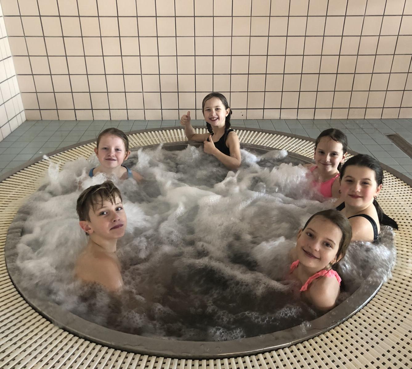 Poslední lekce plavání - 2. a 3. tř. - 1