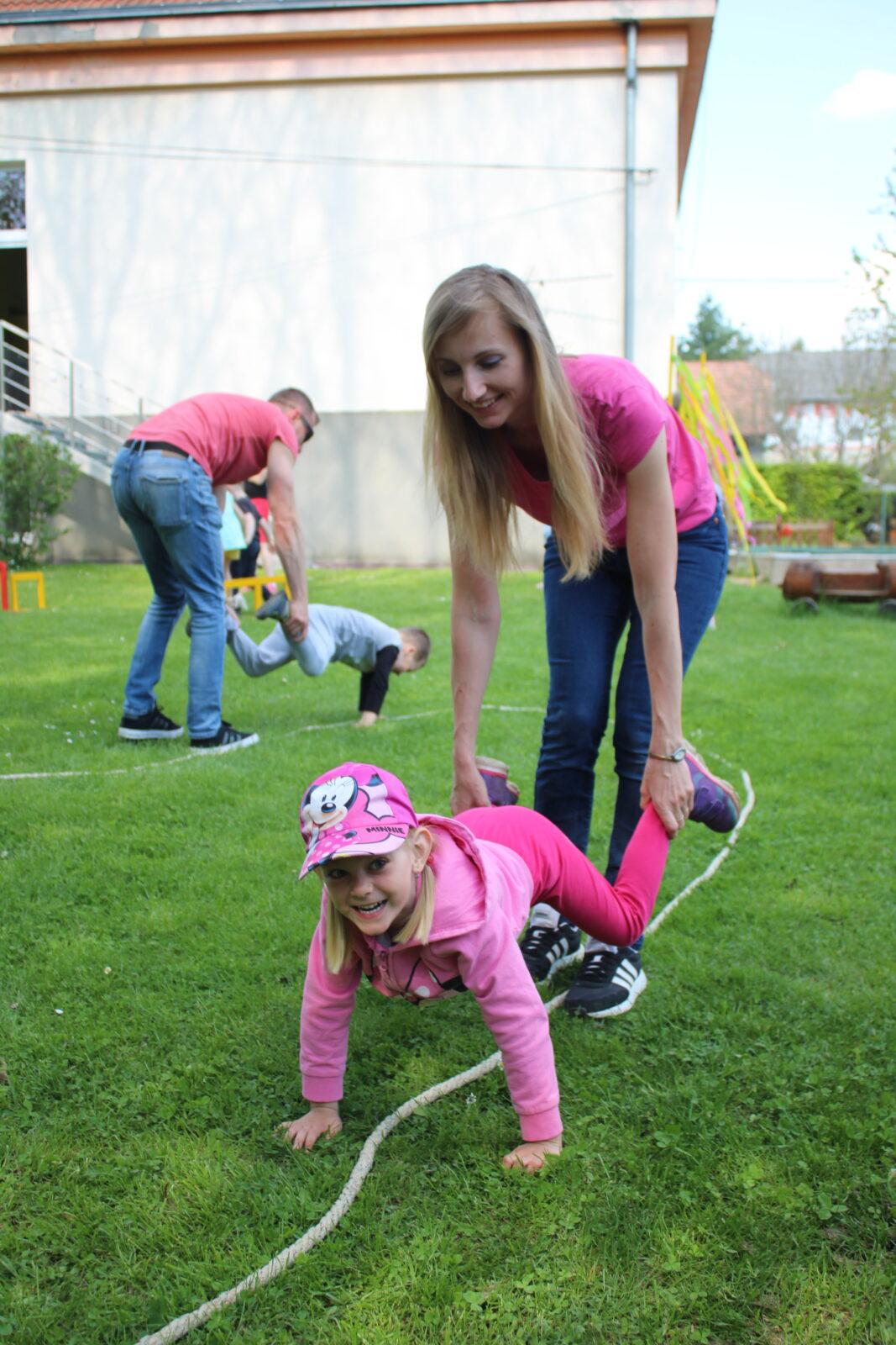 broučci a sovičky:besídka pro maminky - 32