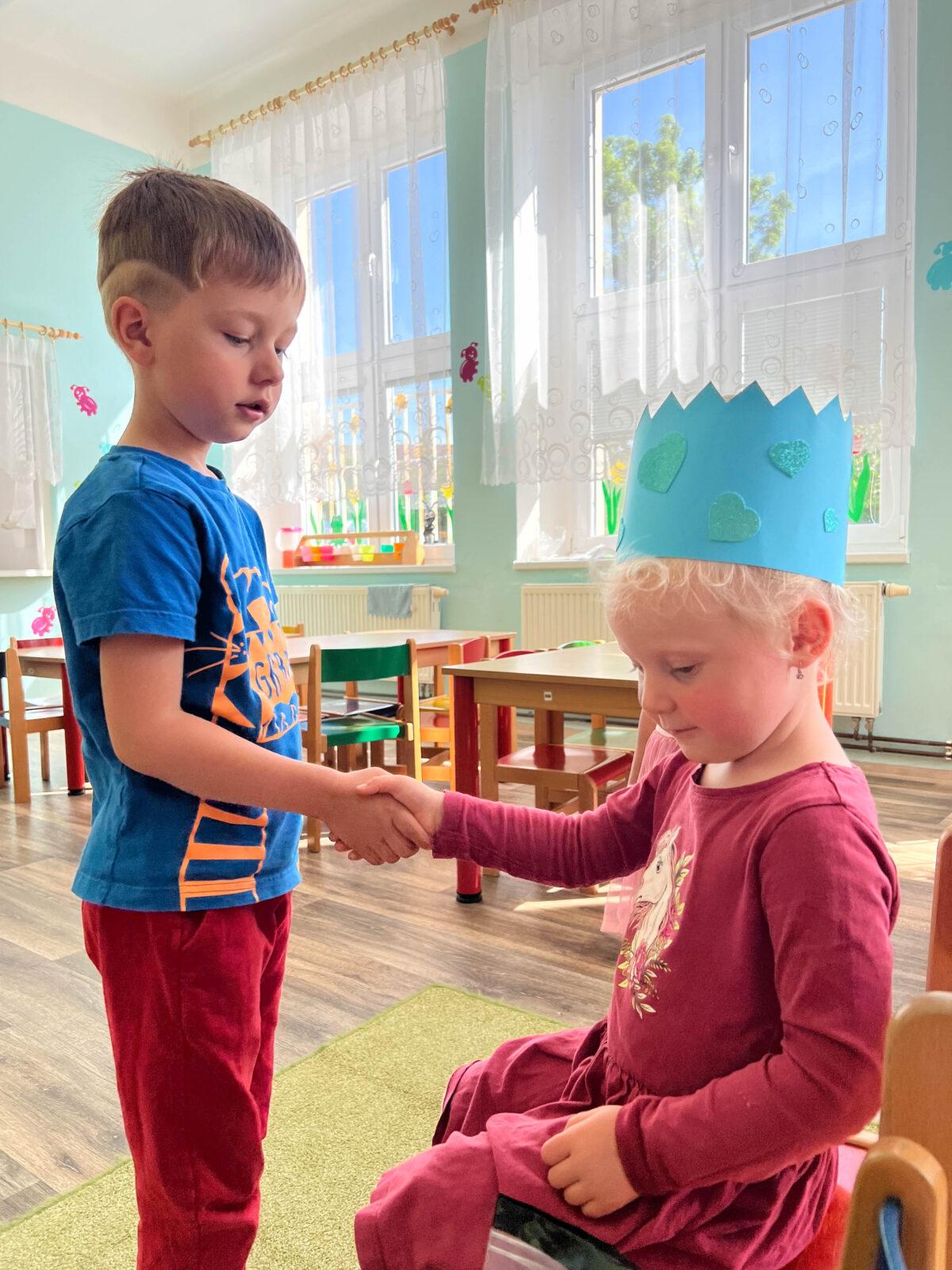 SLAVÍME: ESTERKA MĚLA NAROZENINY - 12