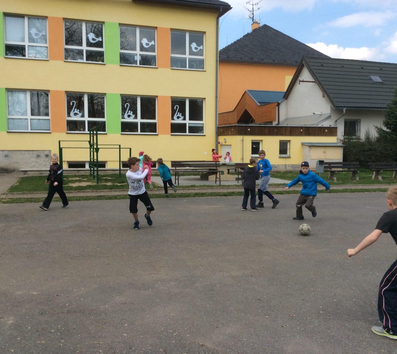 Duben - I. oddělení - 12