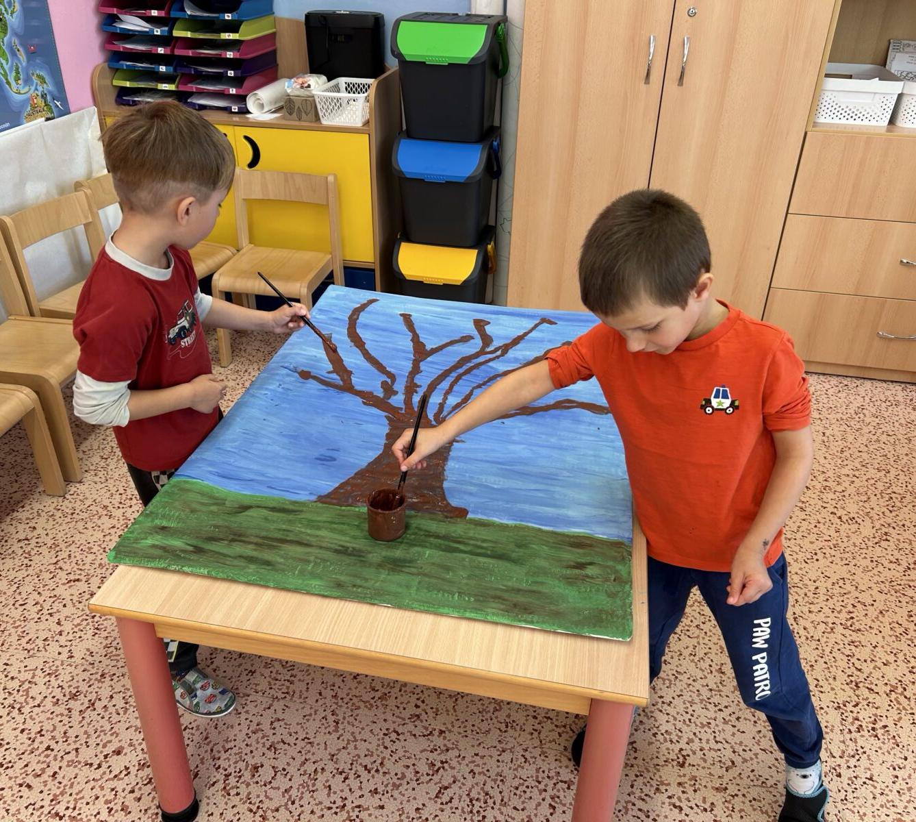 SOVIČKY: LISTÍ ŽLOUTNE, POLETUJE - 23