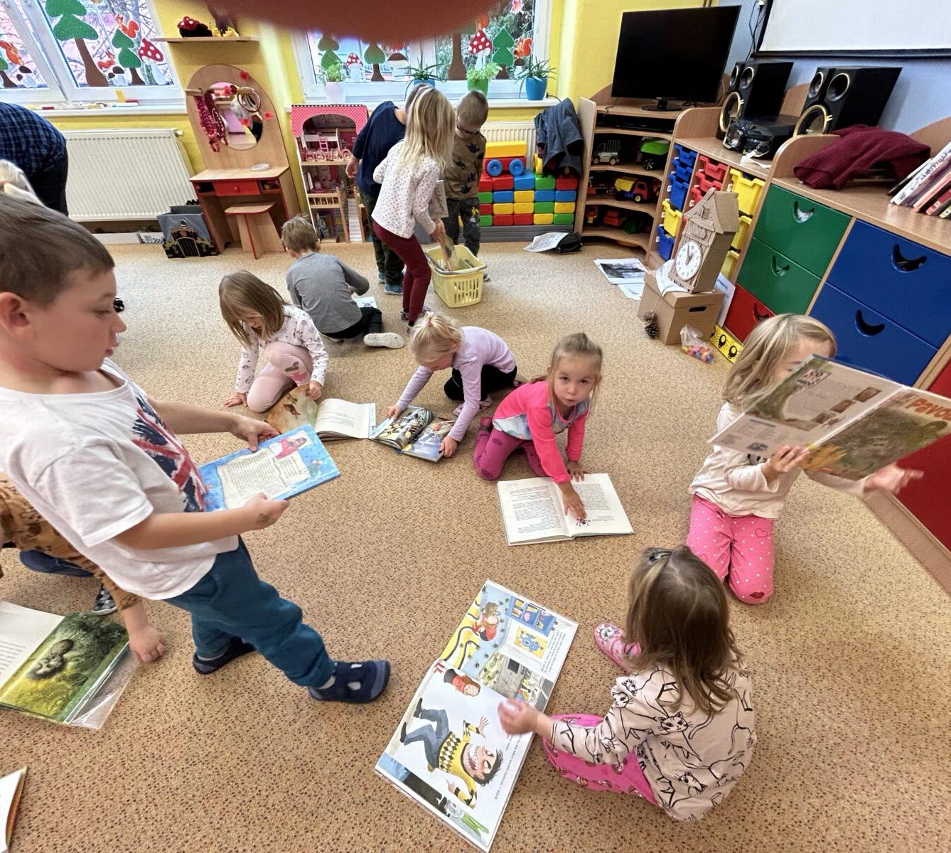 PROGRAM S KNIHOVNICEMI PRO DĚTI - 28