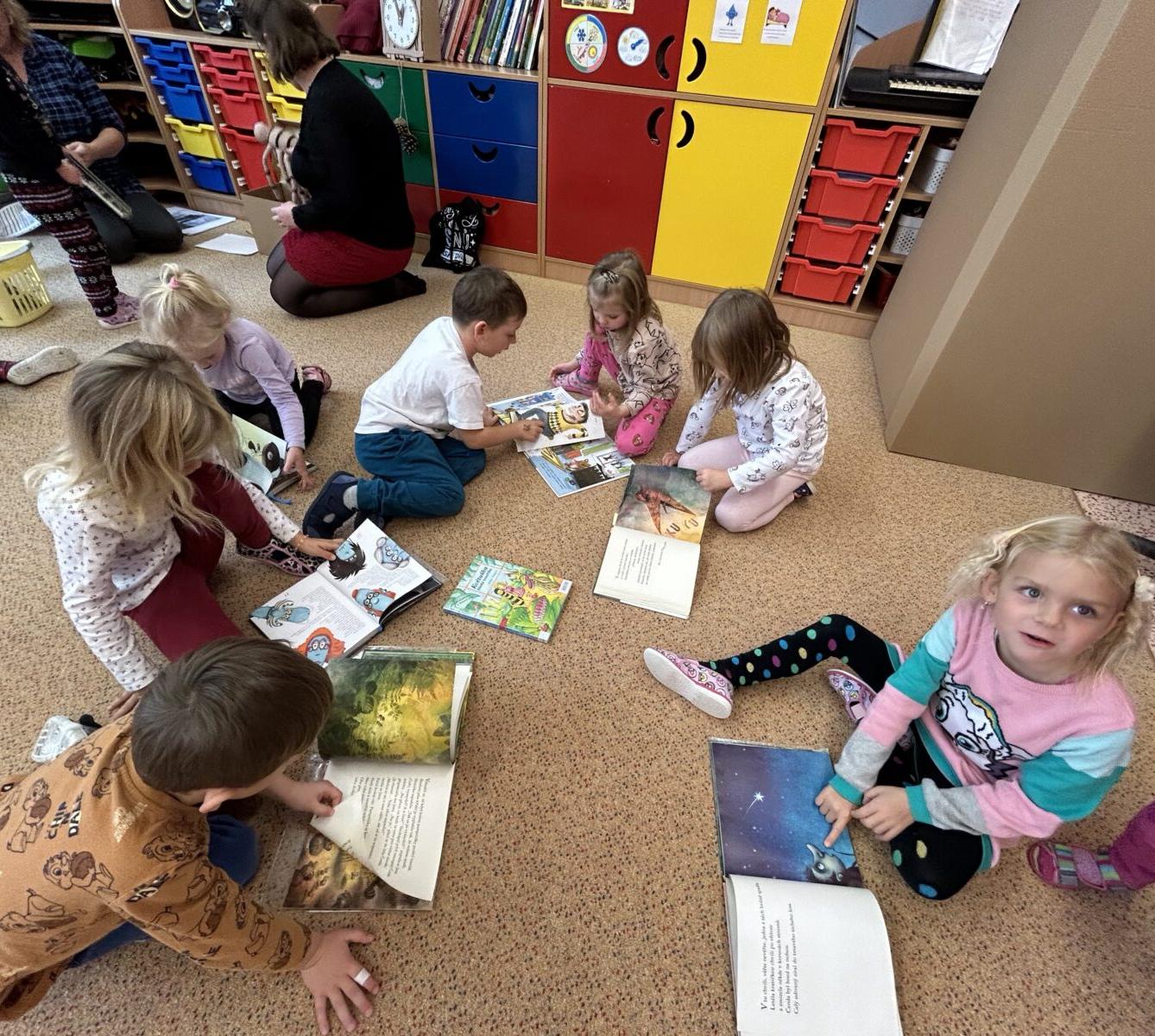 PROGRAM S KNIHOVNICEMI PRO DĚTI - 31