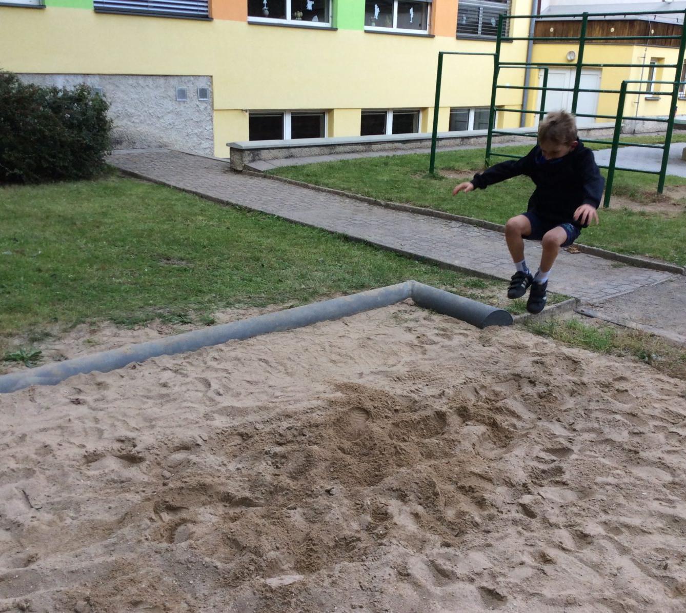 ZÁŘÍ - 2. ODDĚLENÍ - 86