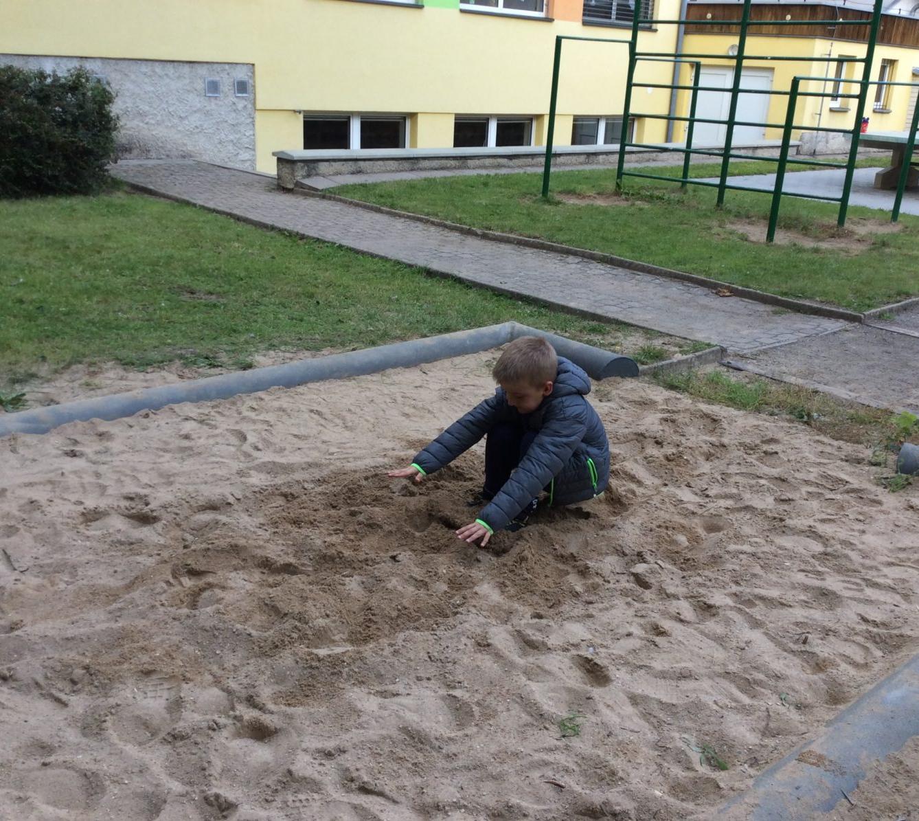 ZÁŘÍ - 2. ODDĚLENÍ - 89