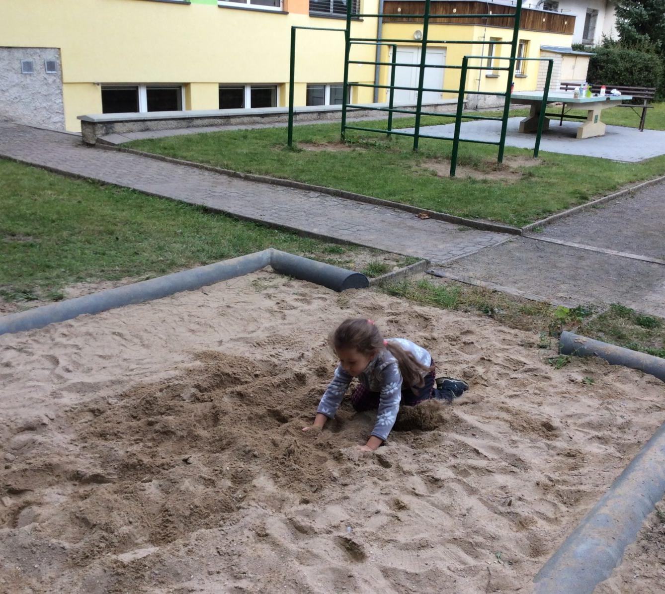 ZÁŘÍ - 2. ODDĚLENÍ - 90