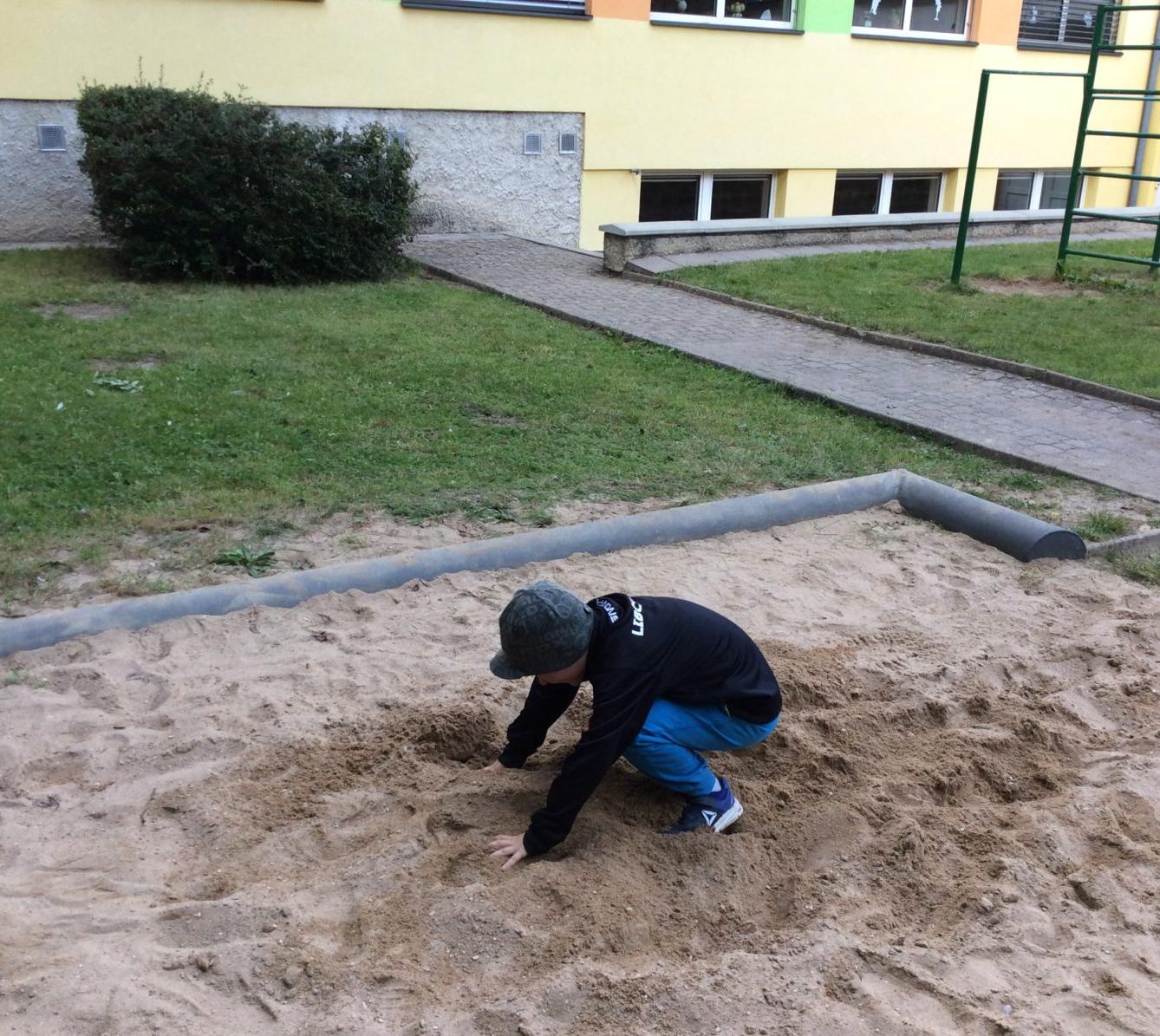 ZÁŘÍ - 2. ODDĚLENÍ - 94