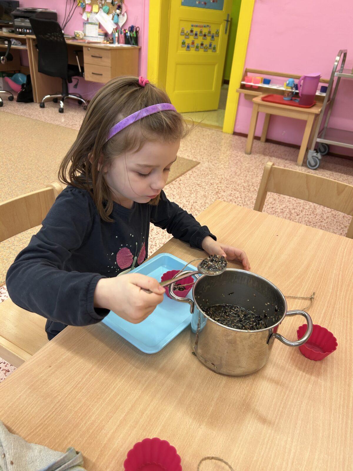 SOVIČKY: ,,CO DĚLAJÍ ZVÍŘATA V ZIMĚ" - 44