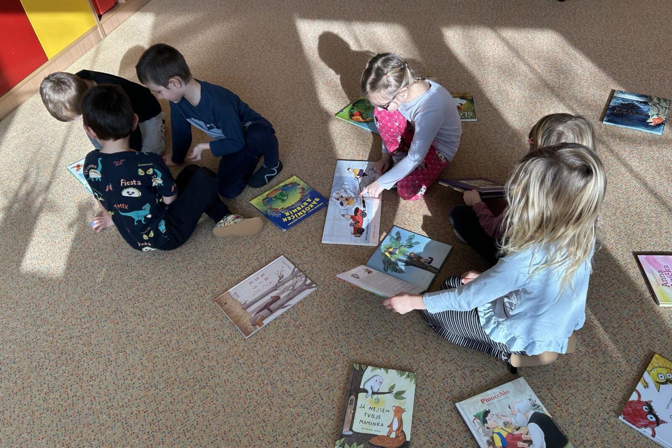 SOVIČKY: Z POHÁDKY DO POHÁDKY