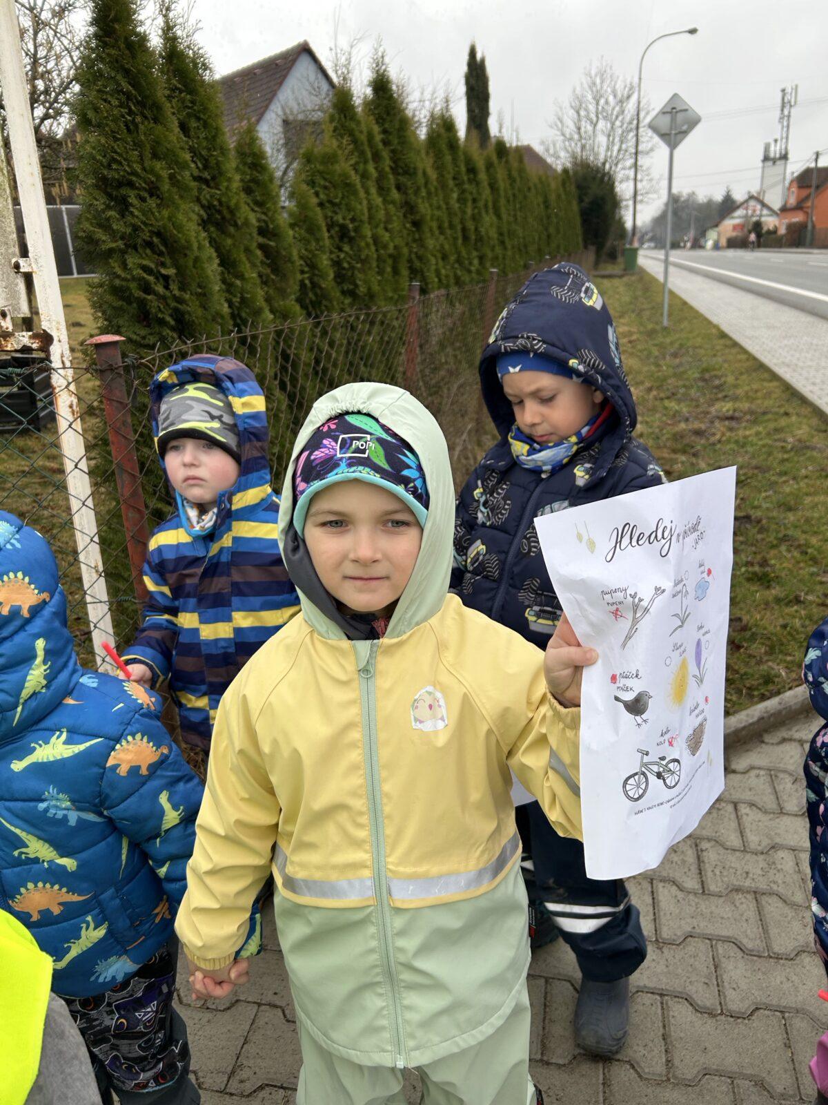 SOVIČKY: ,,O ZAKLETÝCH STROMECH, PŘIŠLO JARO DO VSI" - 41