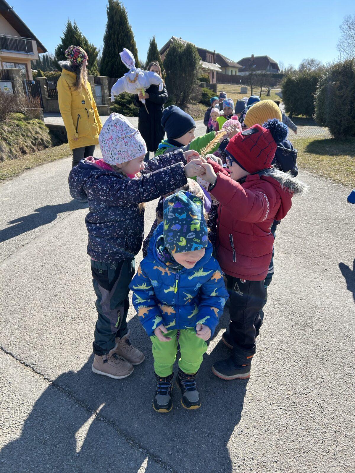 VYNÁŠENÍ MORENY - 13