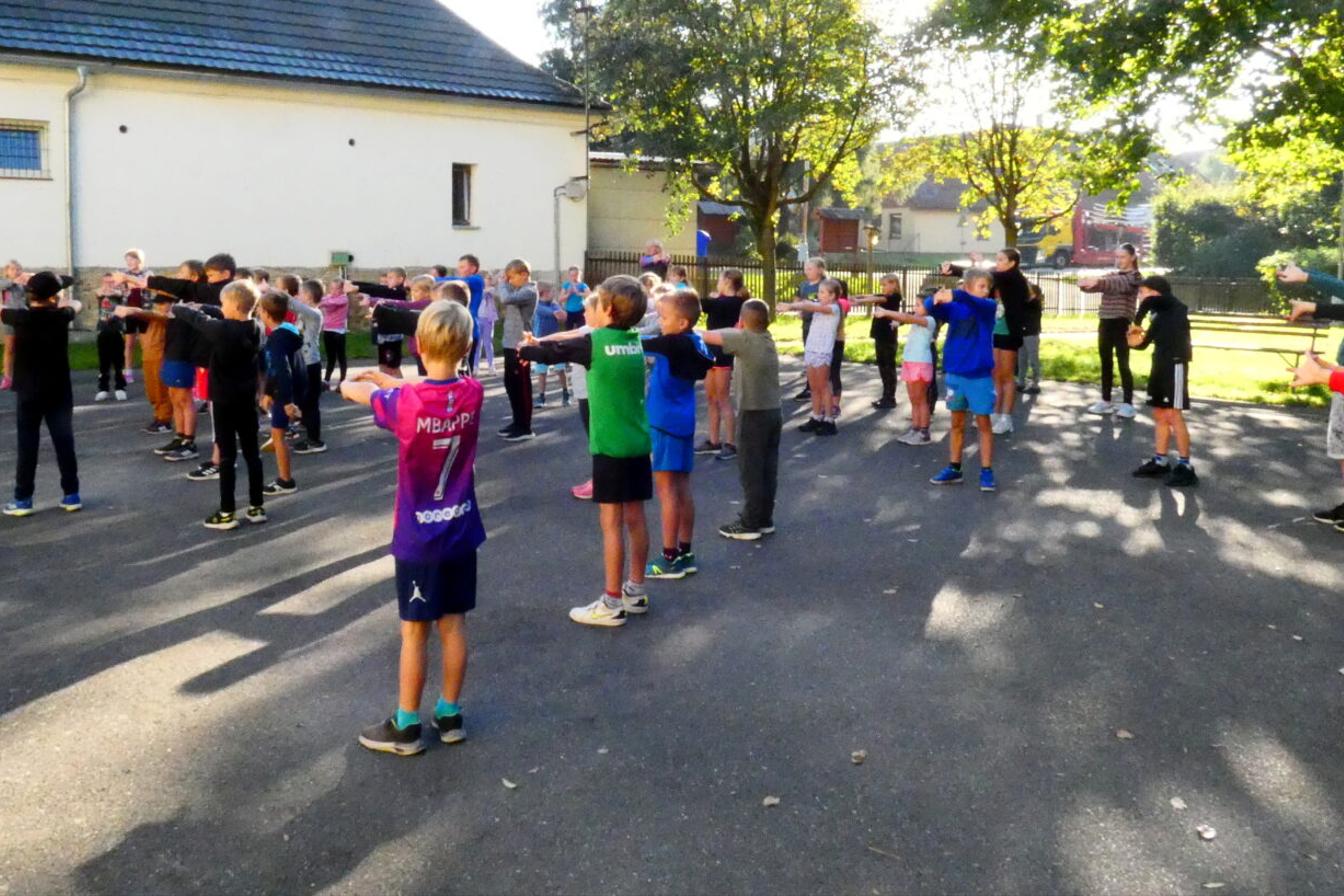 Žabák - soutěž ve skoku dalekém