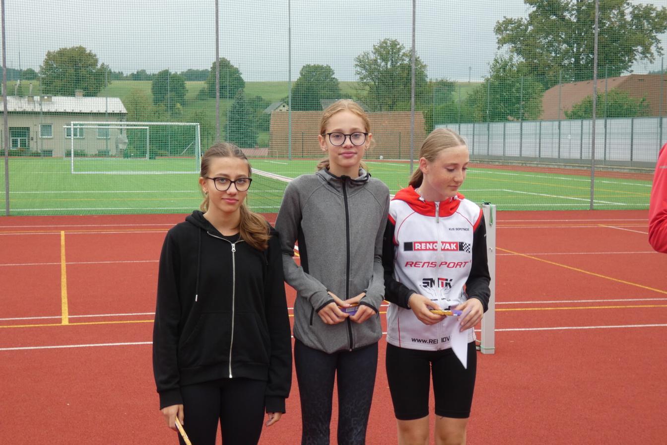 Úspěch našich atletů ve čtyřboji vesnických škol