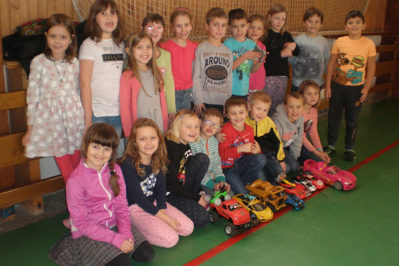 Závody aut-2. třída