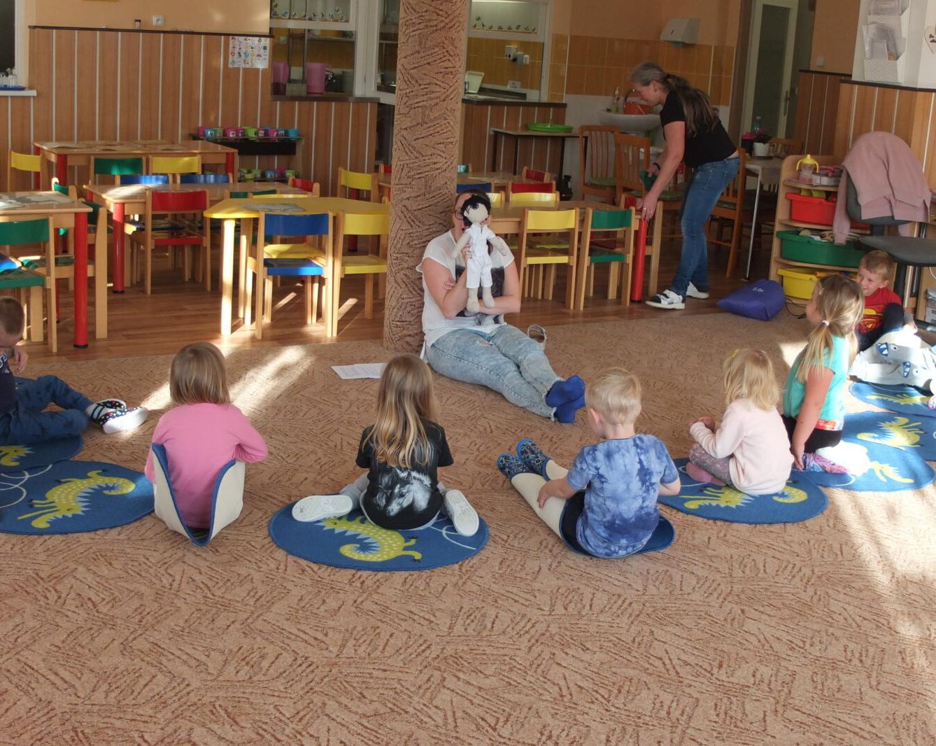 Človíček se představuje 1 - 1