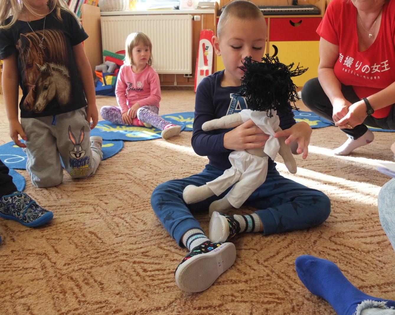 Človíček se představuje 1 - 12