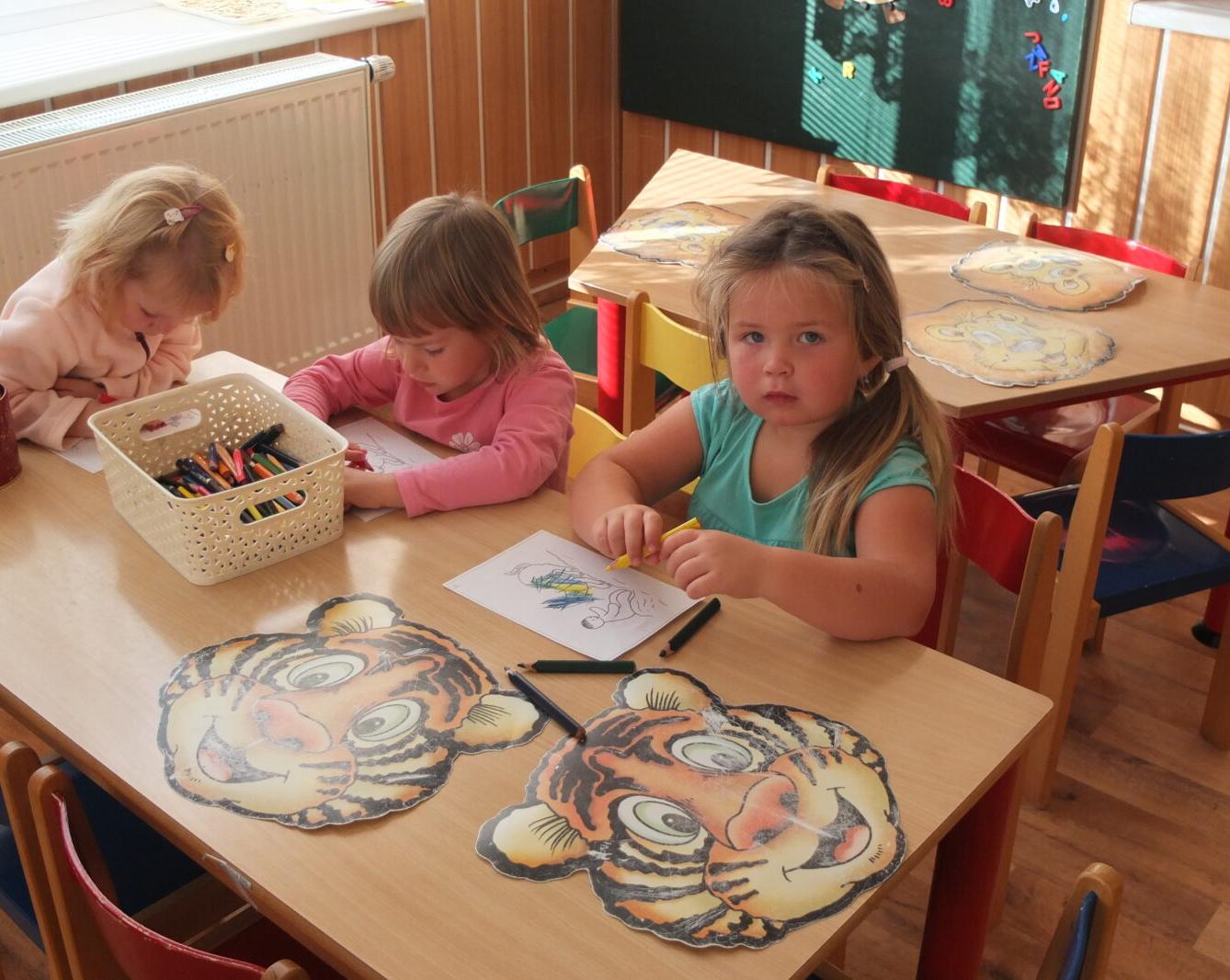 Človíček se představuje 1 - 15