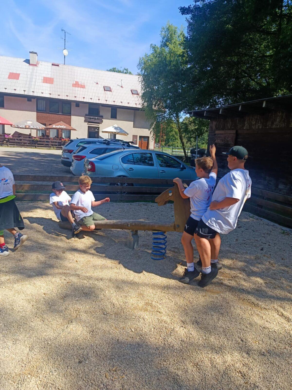 TÝDEN PLNÝ ZÁBAVY II - STŘEDA - 52