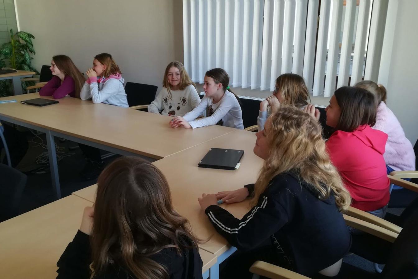 Abeceda peněz - 5. třída