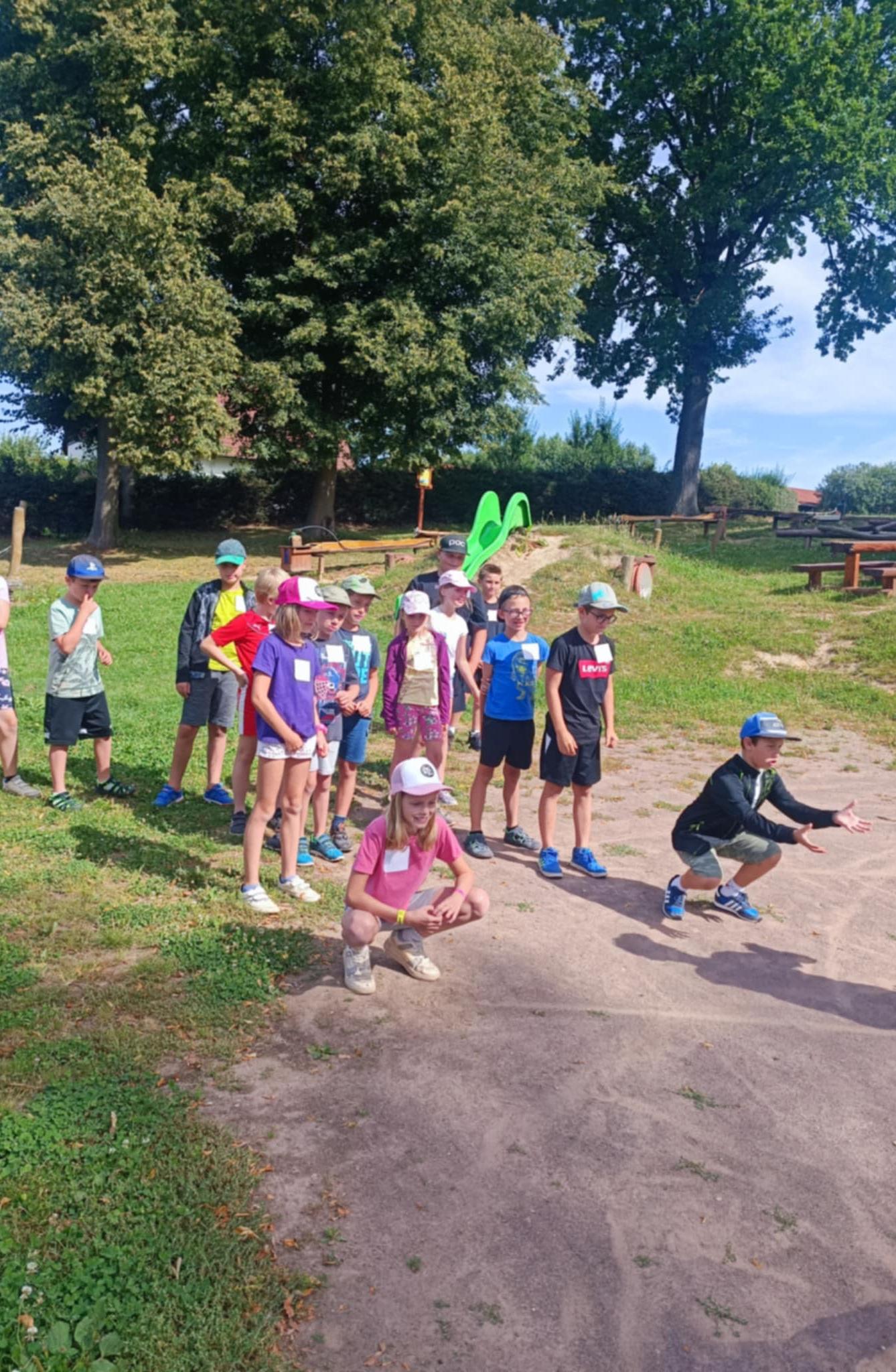 Týden plný zábavy II - pondělí - 33