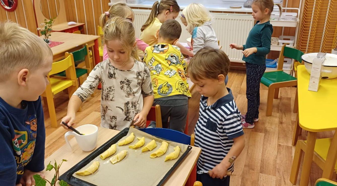 pečení svatomartinských rohlíčků - 13