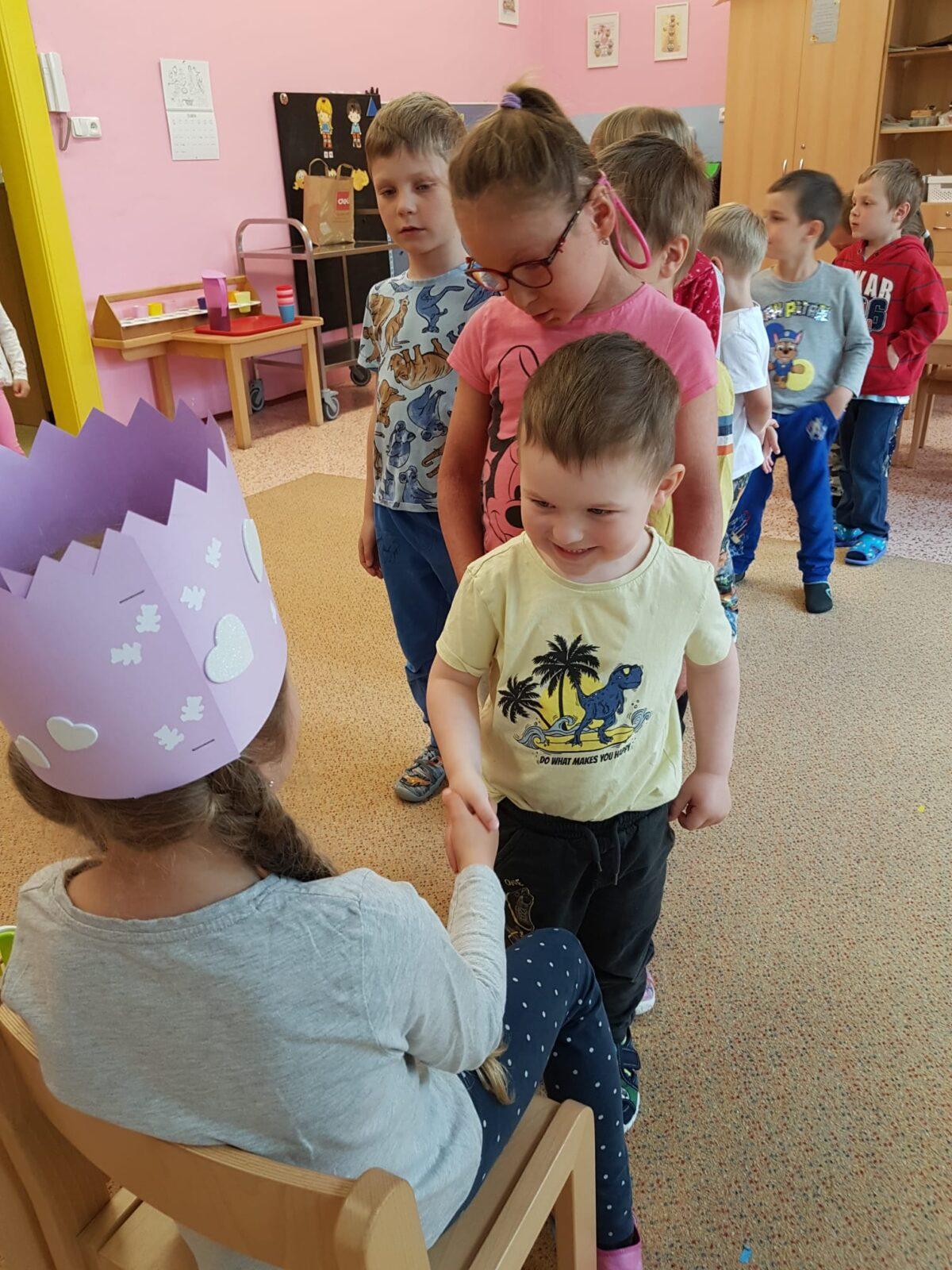 SLAVÍME: ILONKA MĚLA NAROZENINY - 7