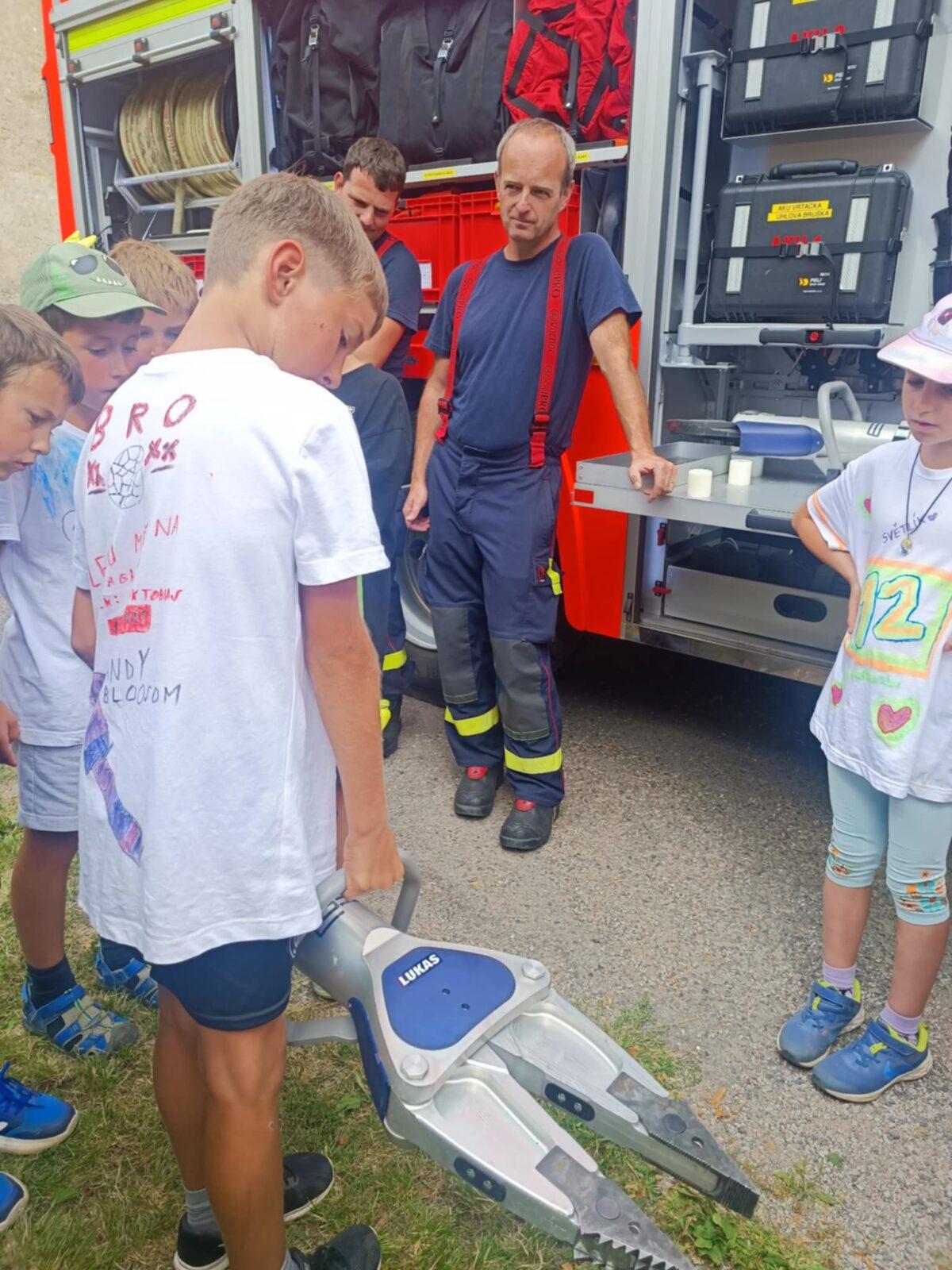 TÝDEN PLNÝ ZÁBAVY II - čtvrtek - 65